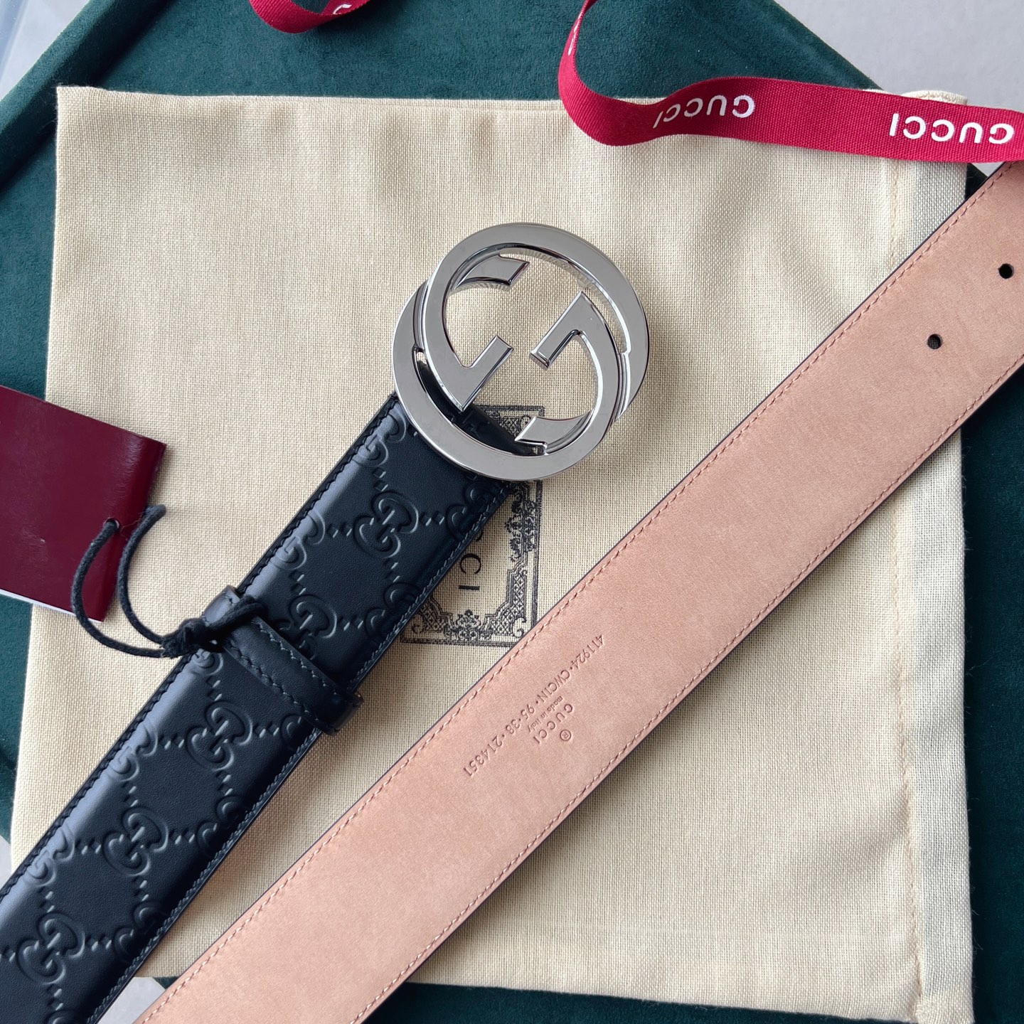 Gucci Basic Belt Cow Leather Black S