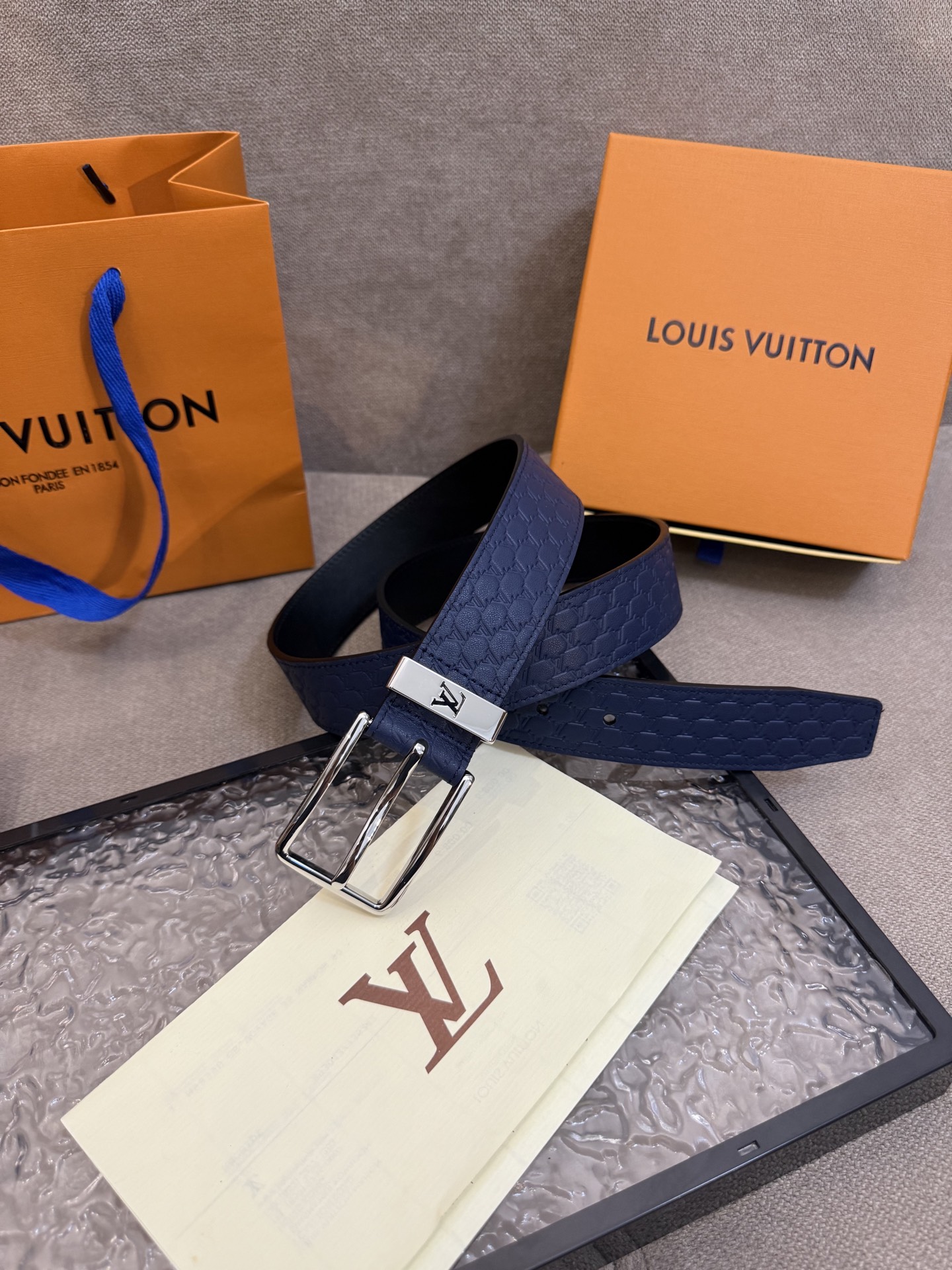 Louis Vuitton Basic Belt M-l