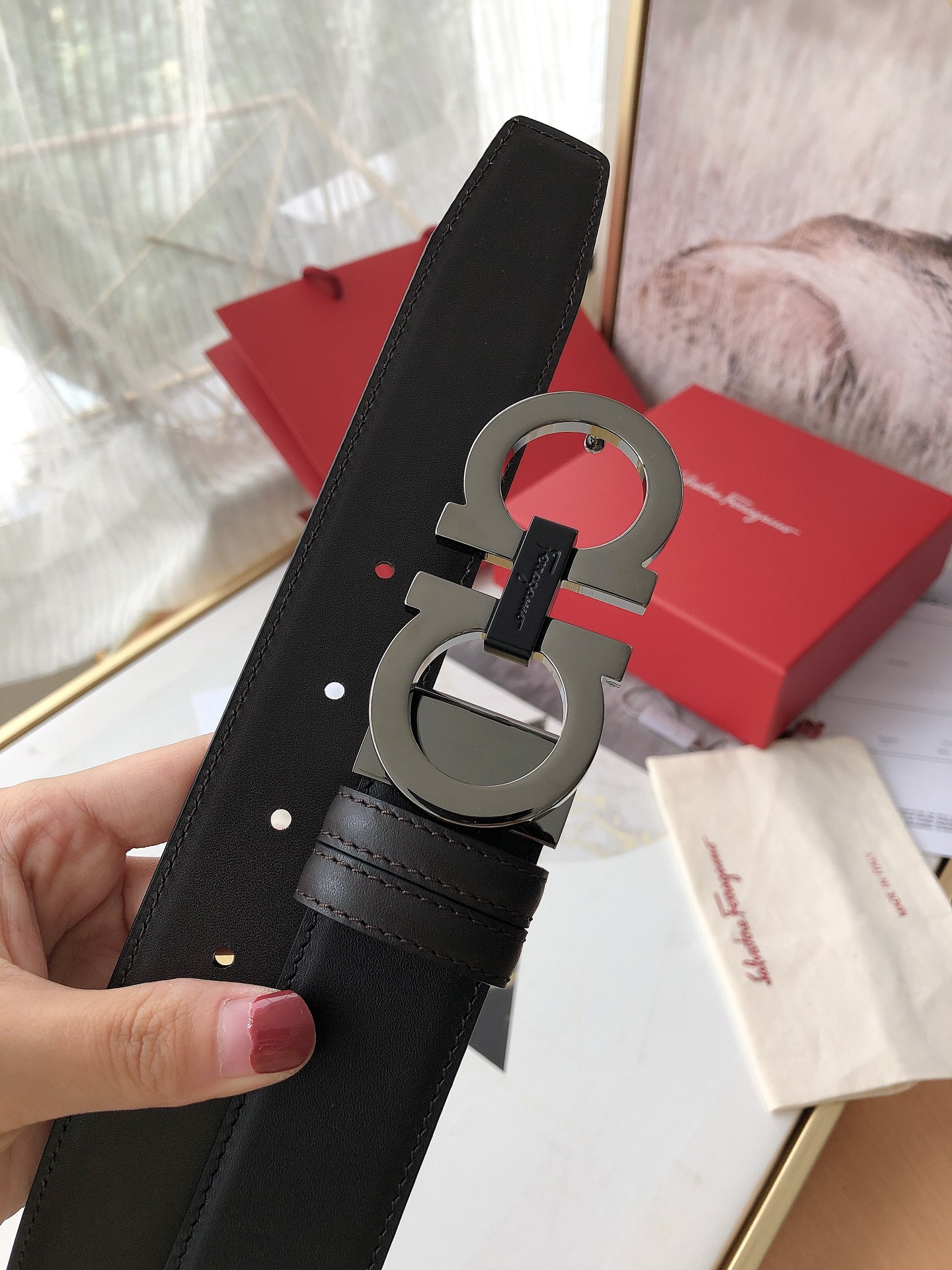 Salvatore Ferragamo Male Leather Belt M