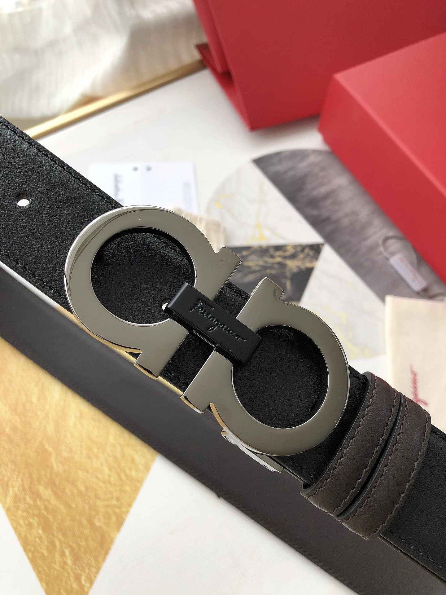 Salvatore Ferragamo Male Leather Belt M