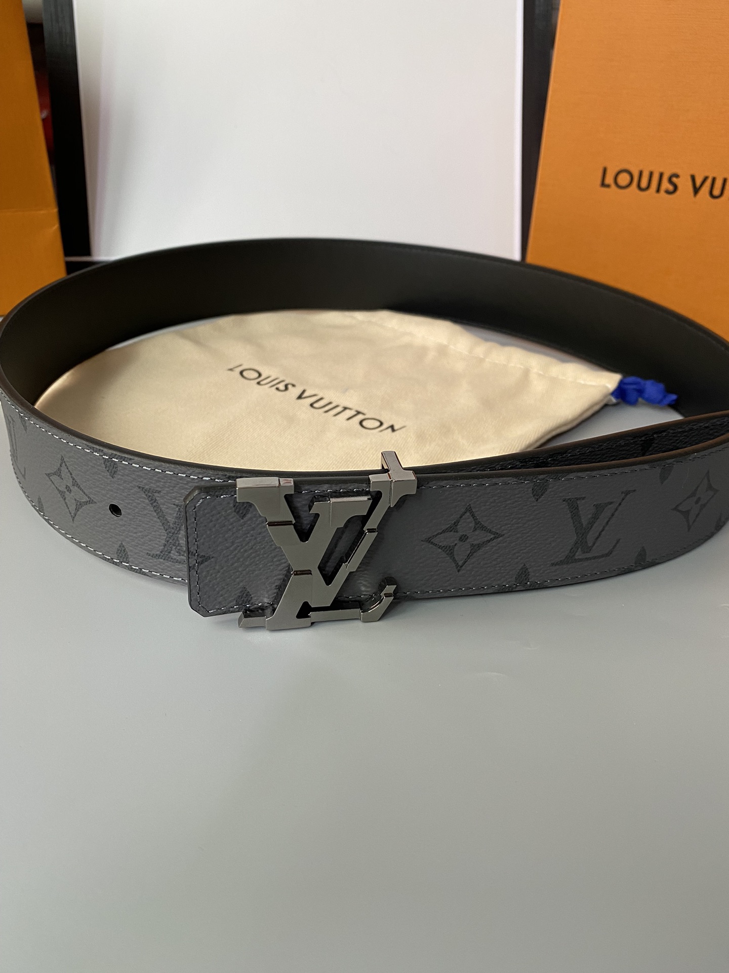 Louis Vuitton Basic Belt 40mm-l