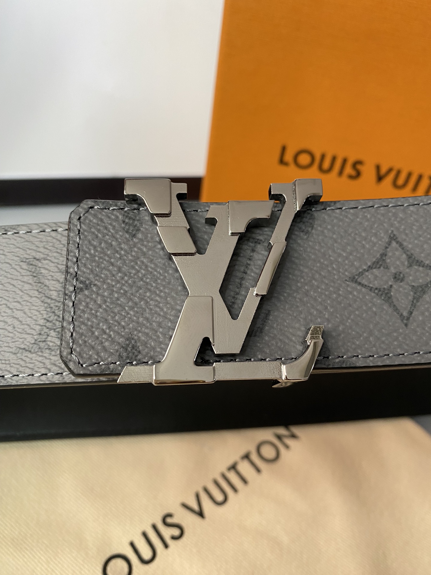 Louis Vuitton Basic Belt 40mm-l