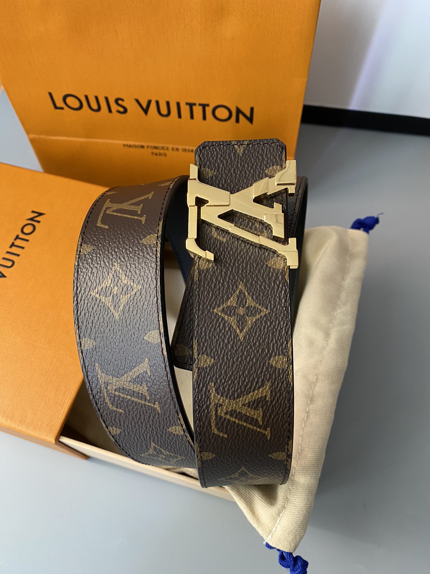 Louis Vuitton Basic Belt 40mm-l