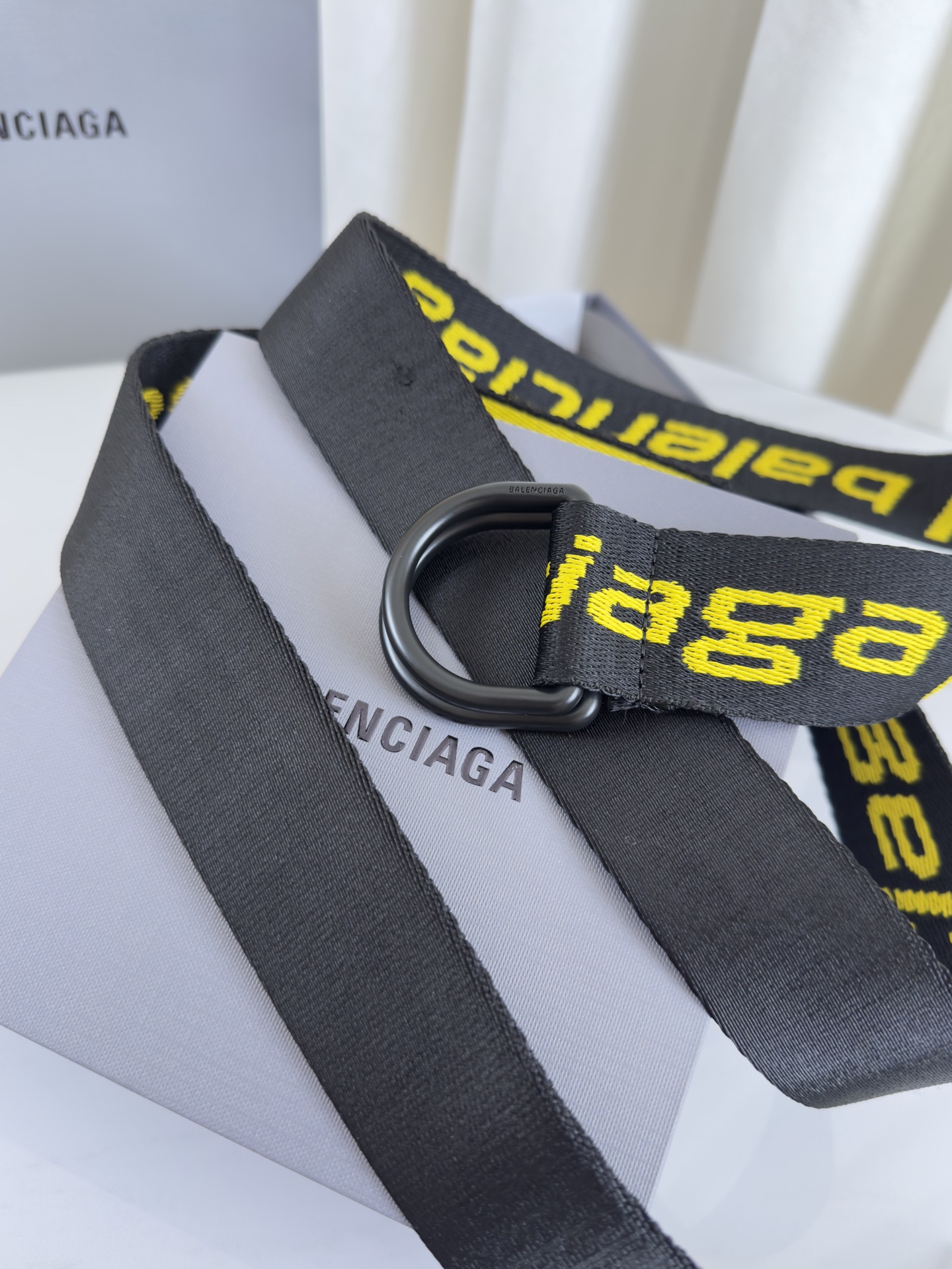 Balenciaga Basic Belt