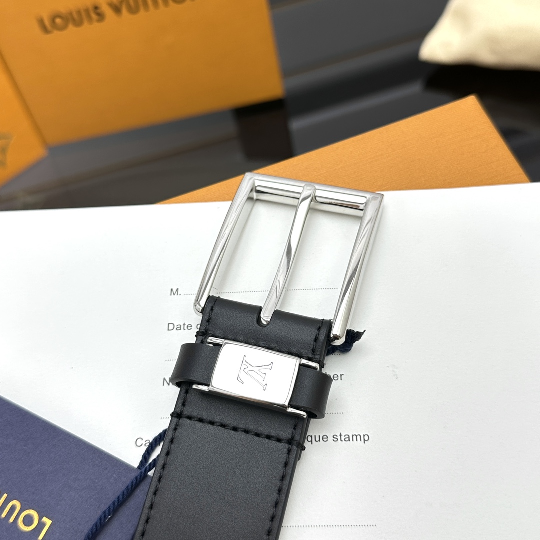 Louis Vuitton Basic Belt M-l