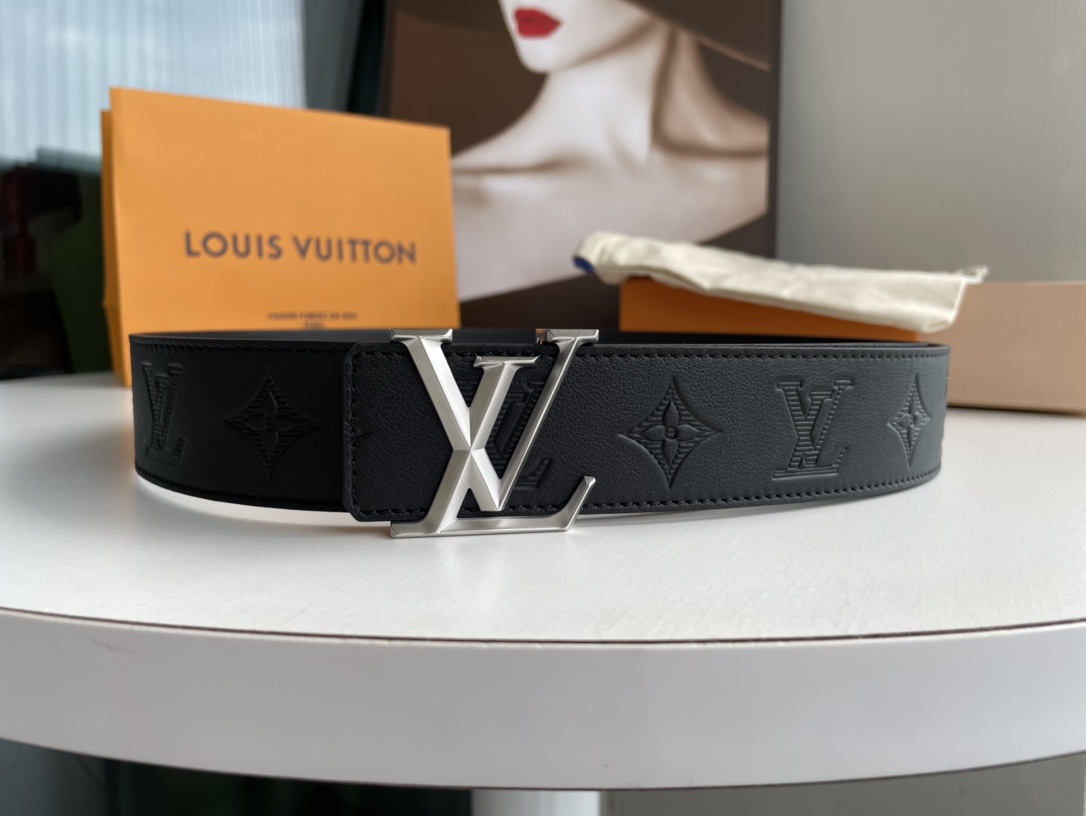 Louis Vuitton Male Leather Belt M-l