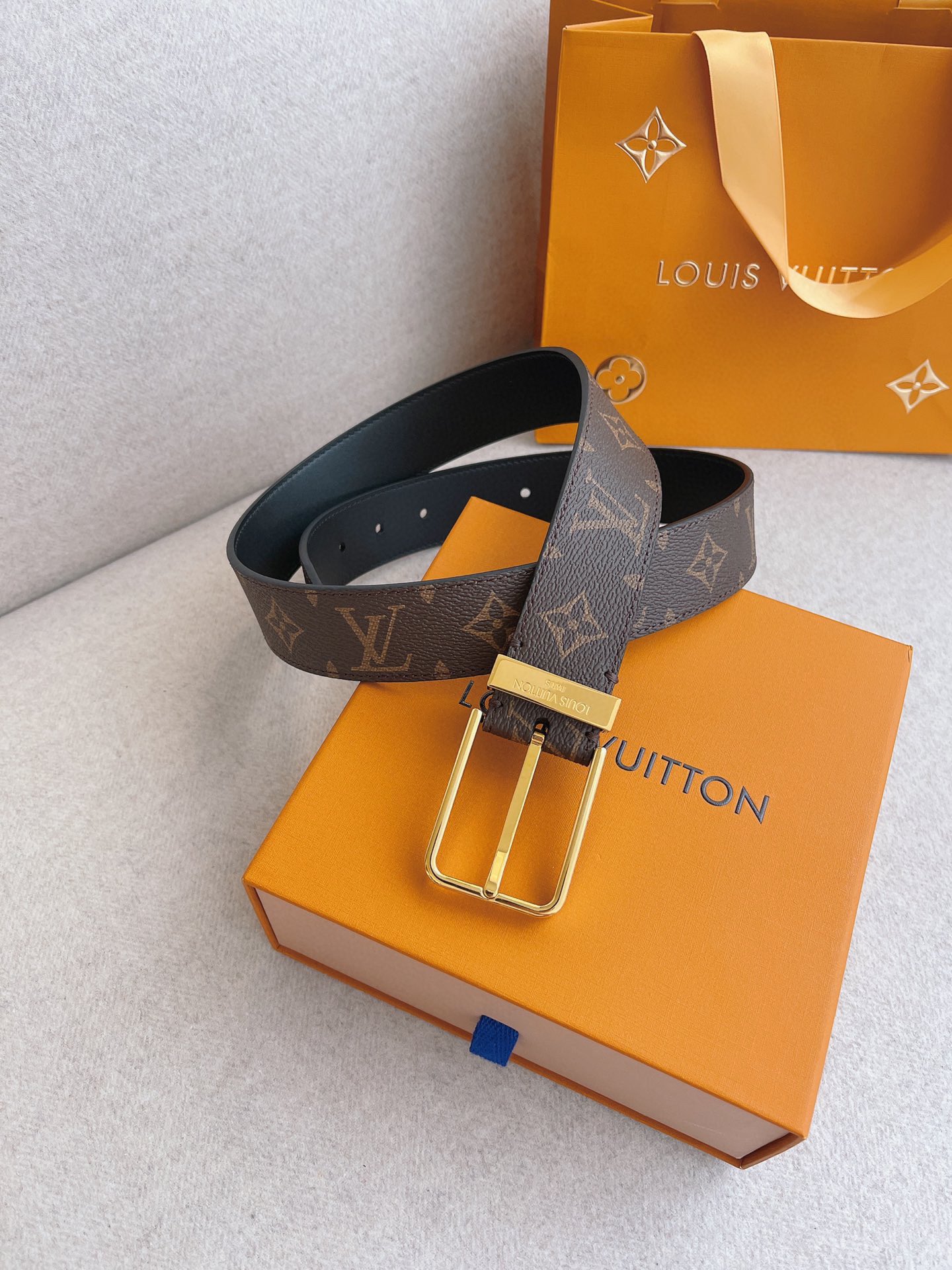 Louis Vuitton Male Leather Belt Cow Leather 35mm-m-l