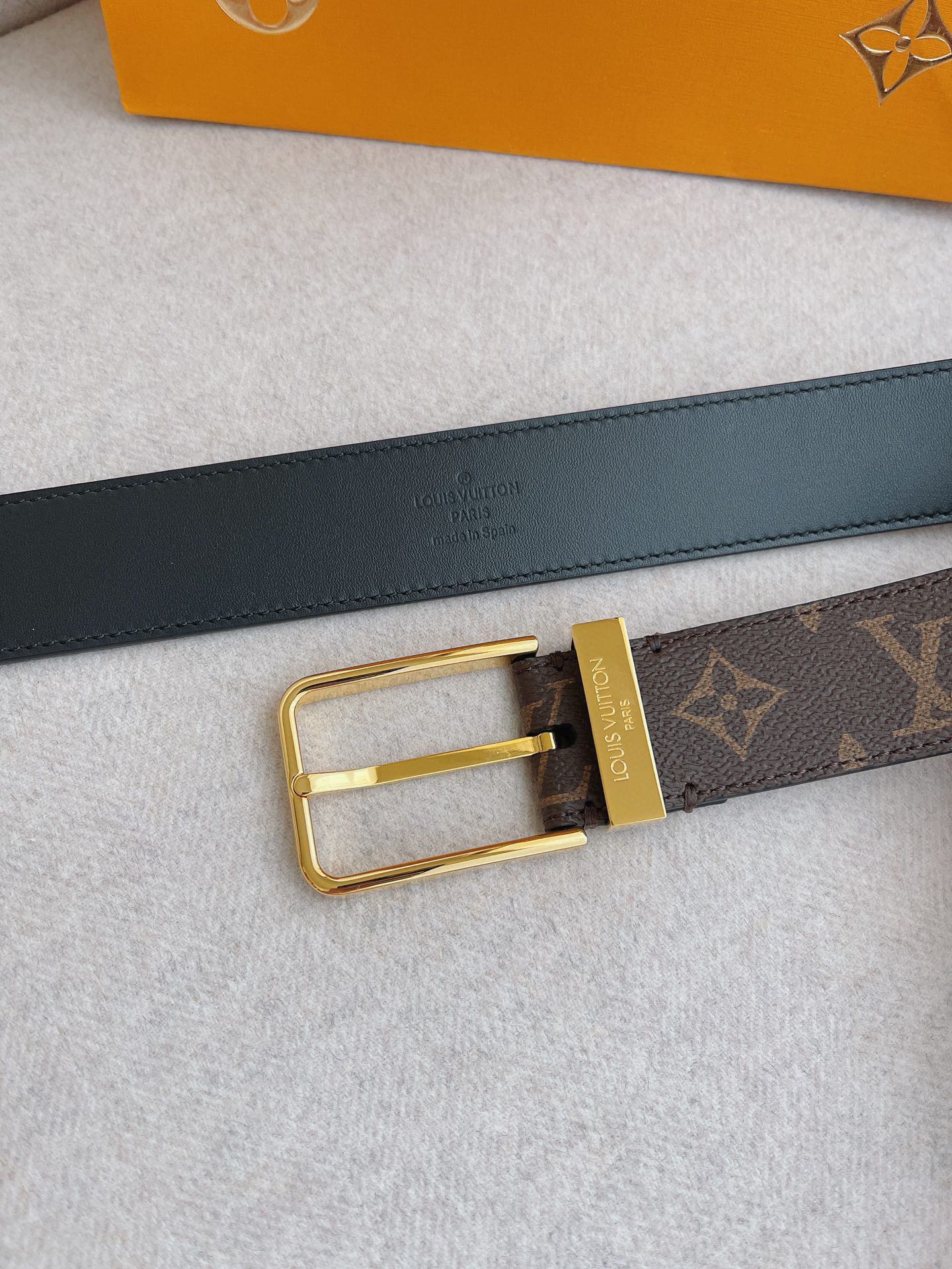 Louis Vuitton Male Leather Belt Cow Leather 35mm-m-l