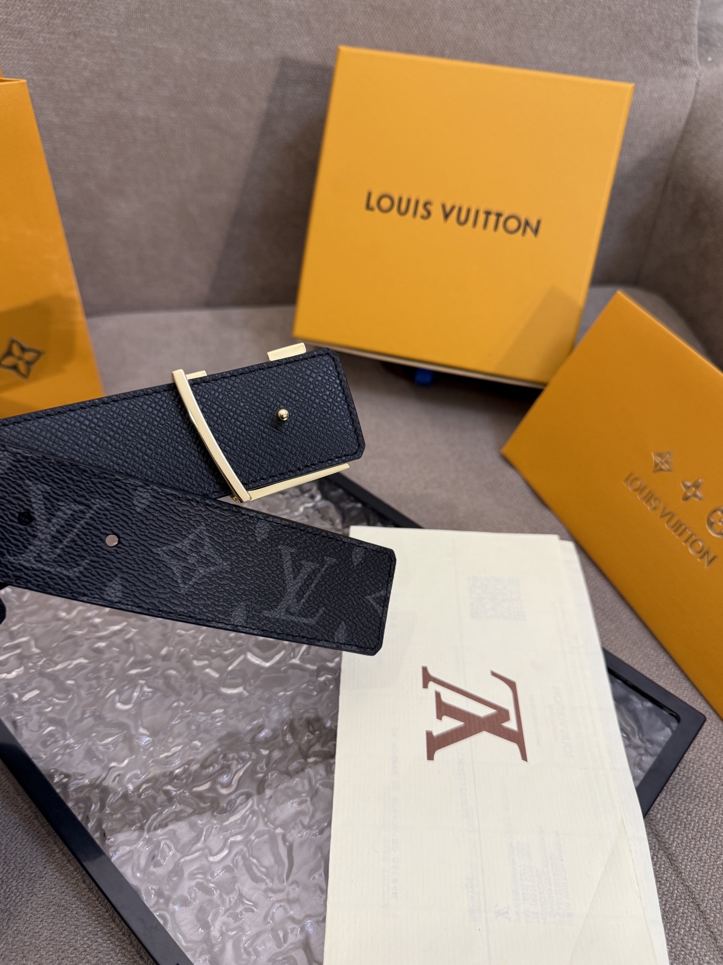 Louis Vuitton Male Leather Belt Cow Leather M-l