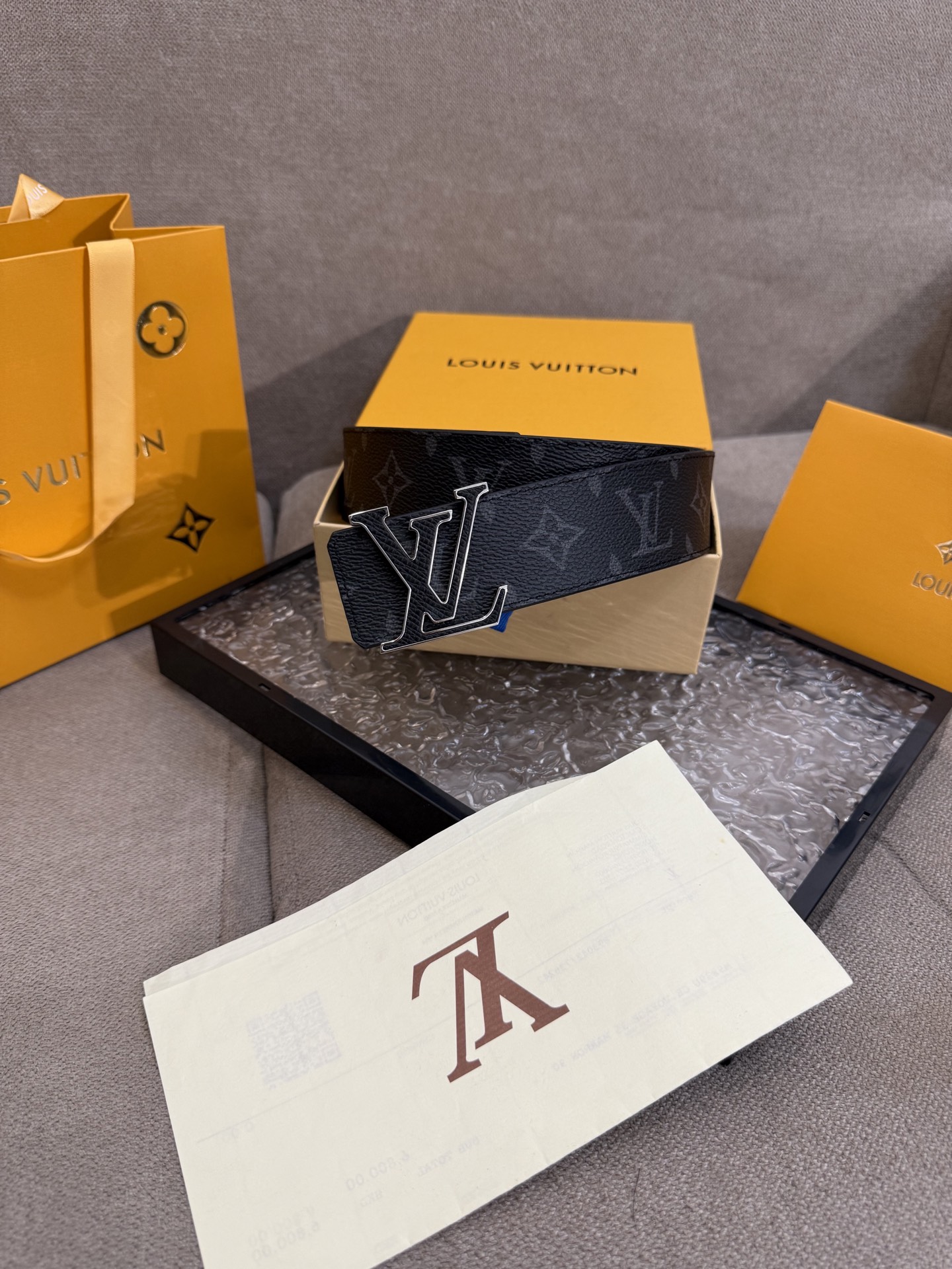 Louis Vuitton Male Leather Belt Cow Leather M-l