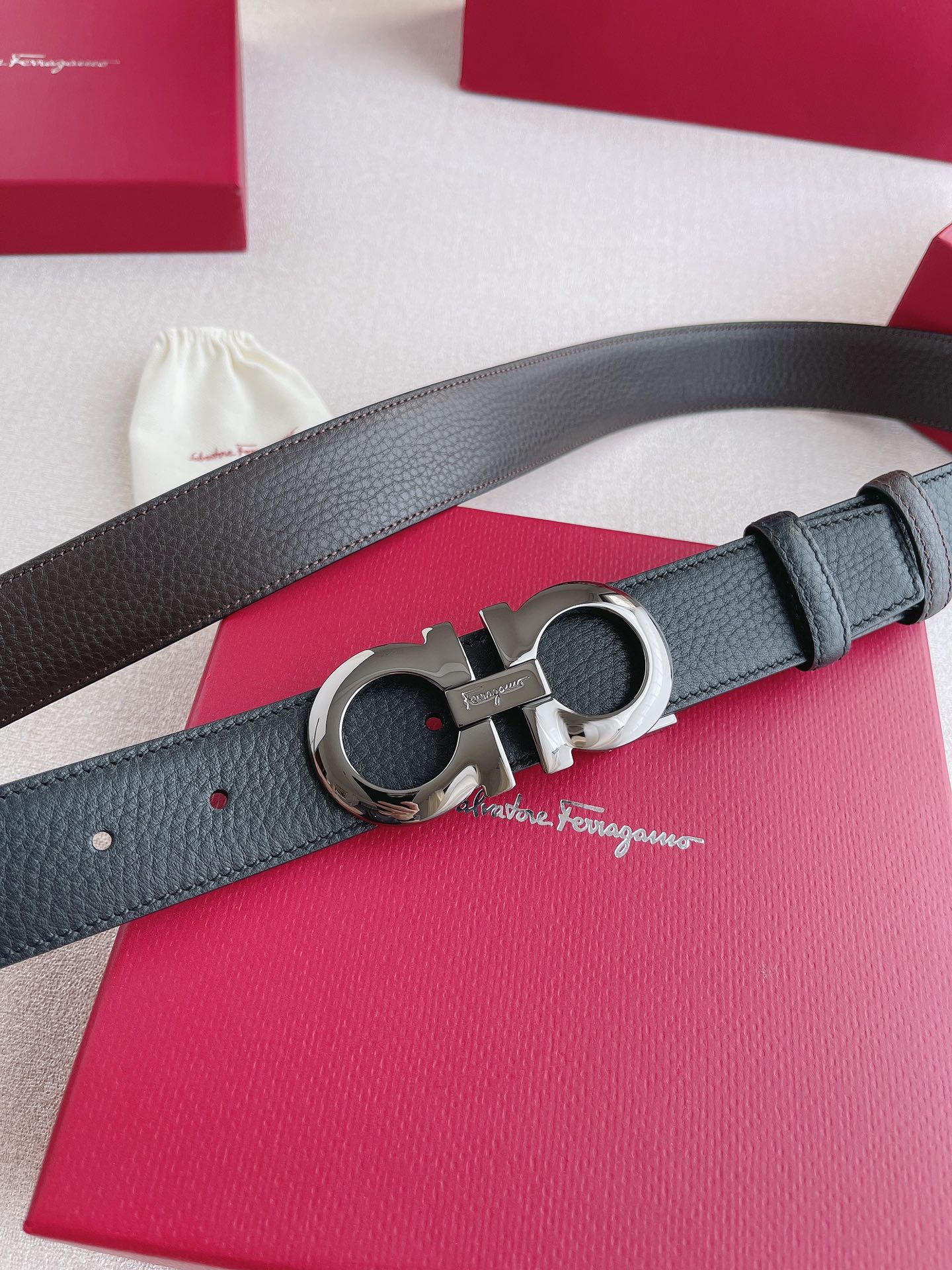 Salvatore Ferragamo Basic Belt Cow Leather M