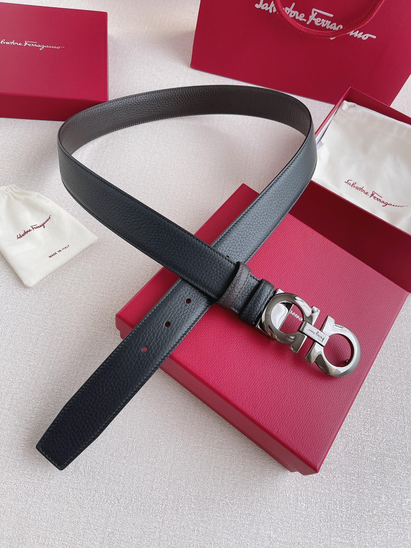 Salvatore Ferragamo Basic Belt Cow Leather M