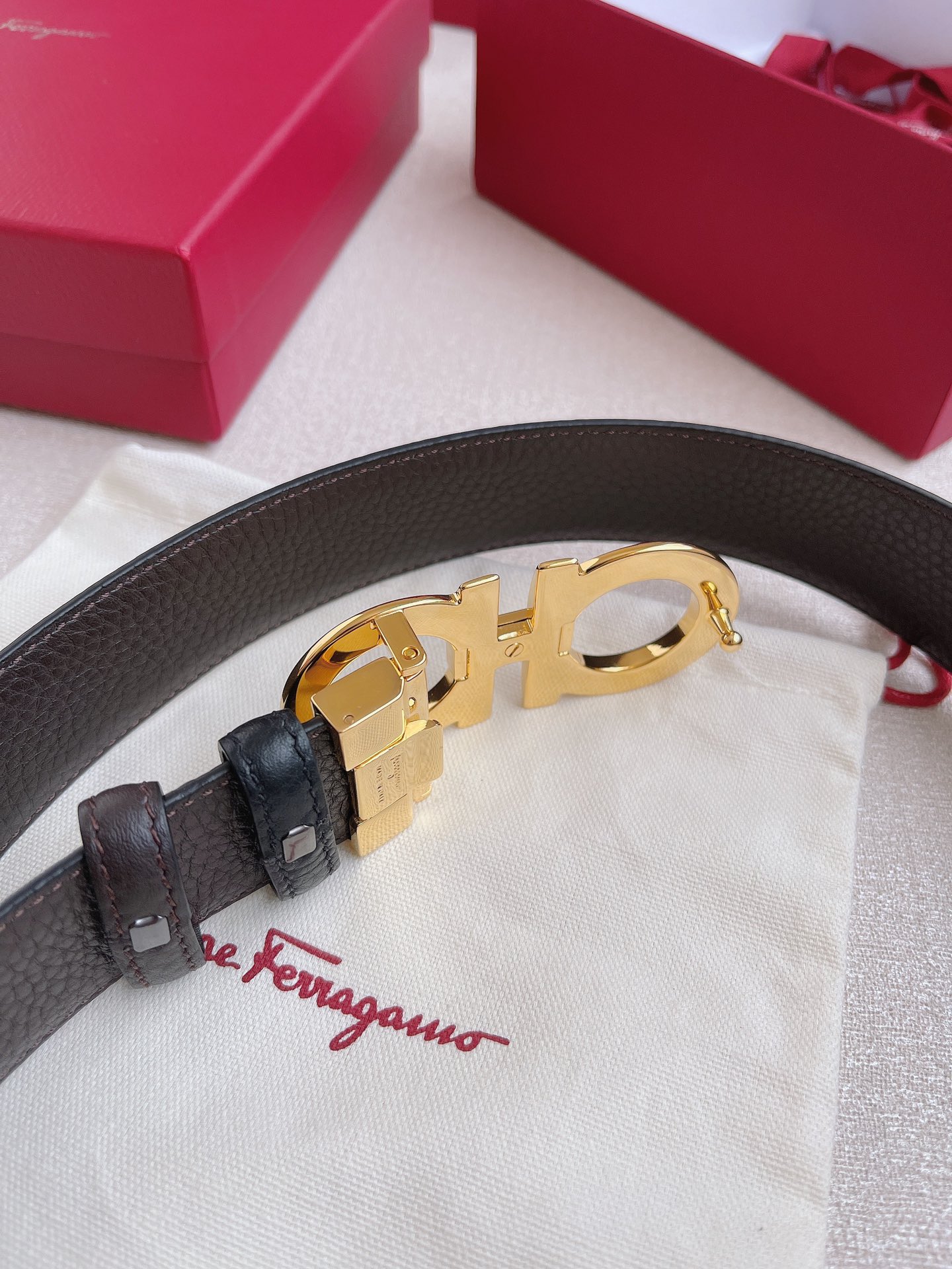 Salvatore Ferragamo Basic Belt Cow Leather M
