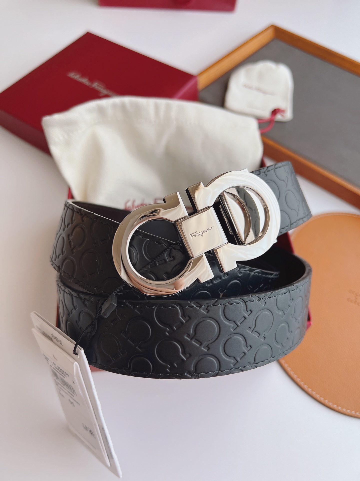 Salvatore Ferragamo Male Leather Belt Top Grain Leather M