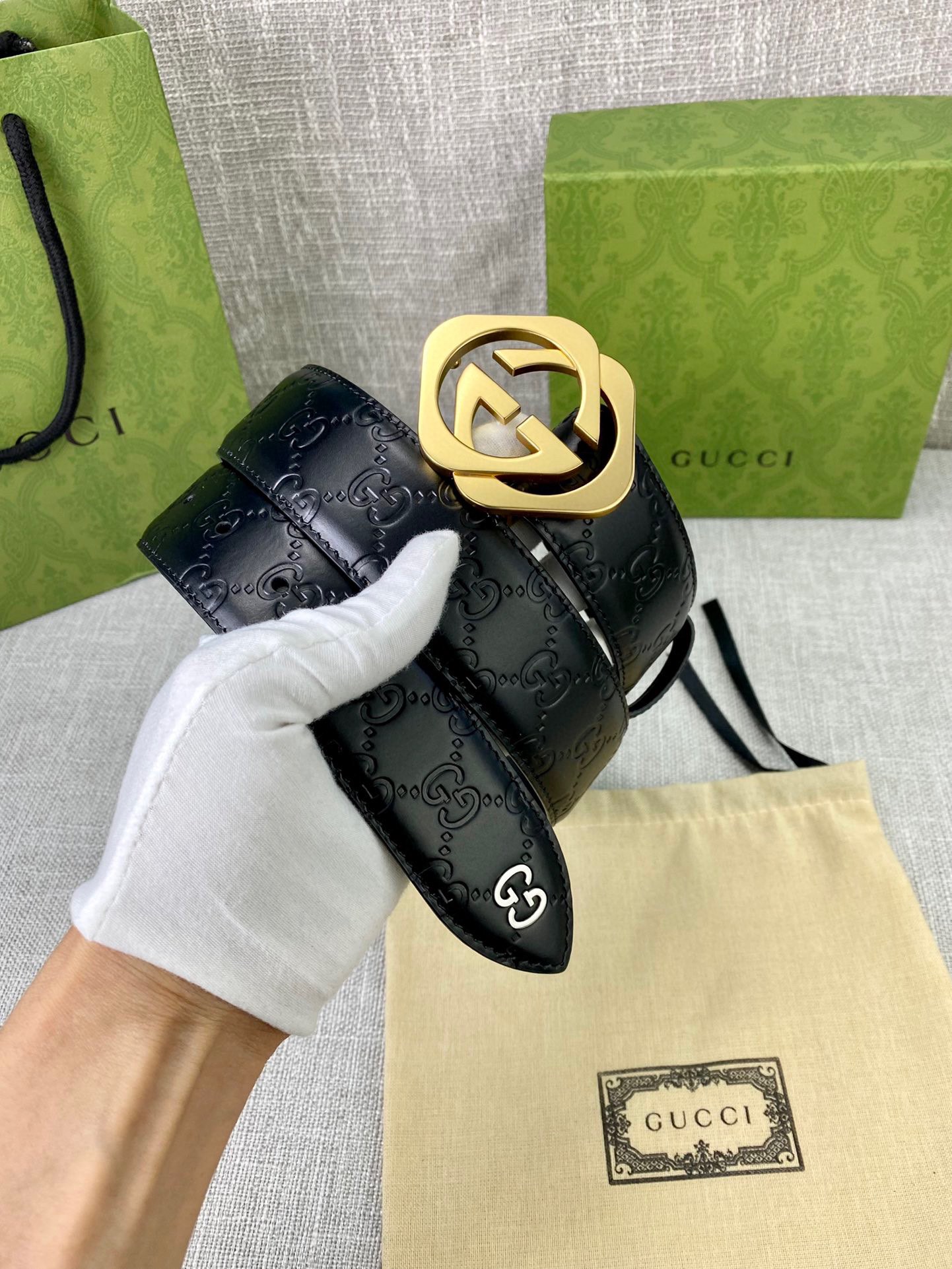 Gucci Male Leather Belt S-m