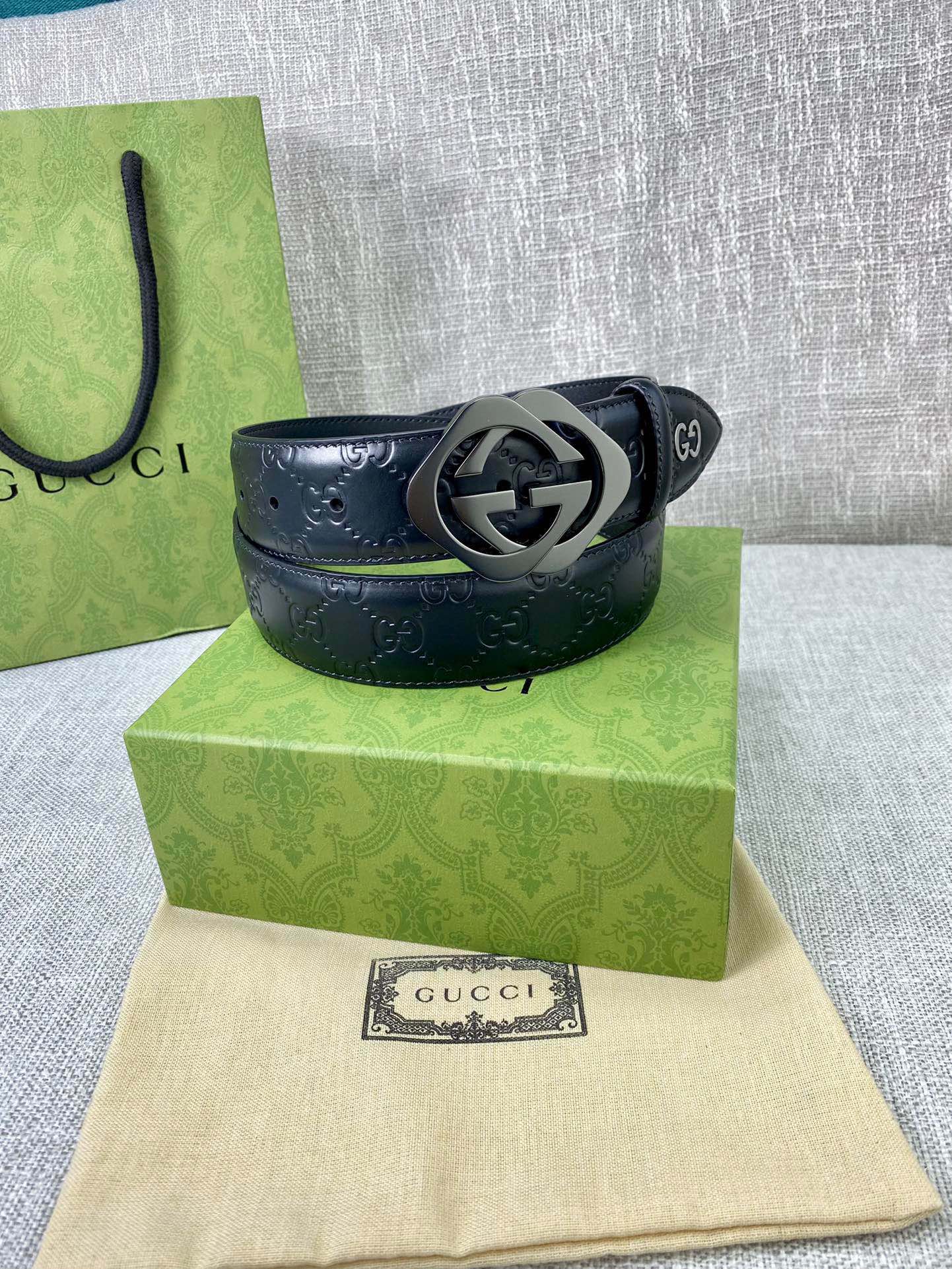 Gucci Male Leather Belt S-m