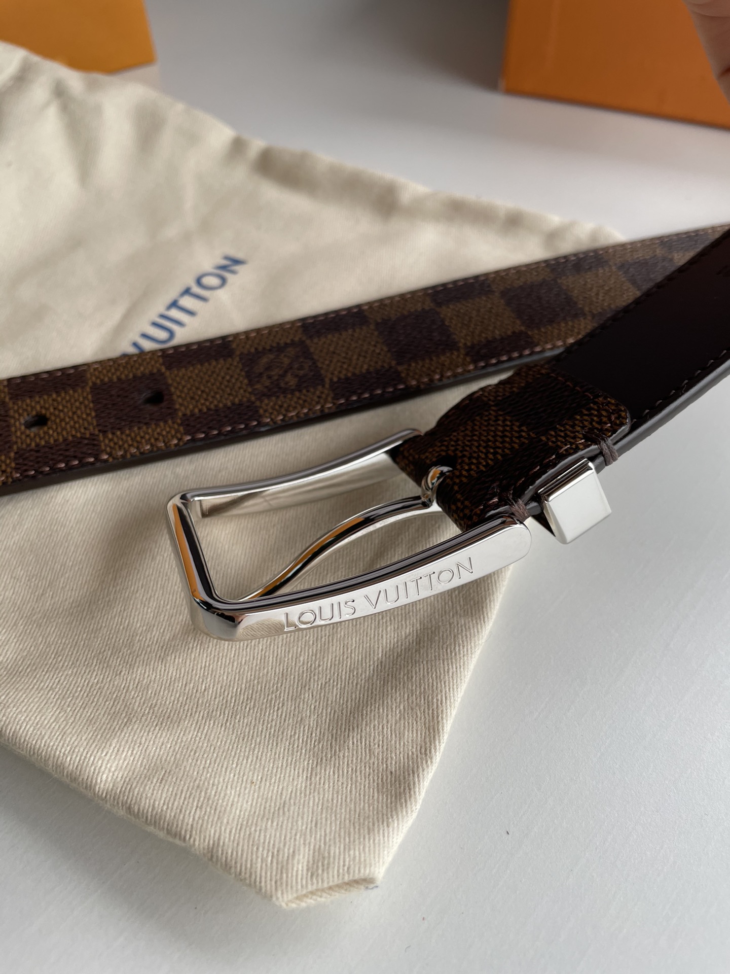 Louis Vuitton Leather Belt Cow Leather M-l
