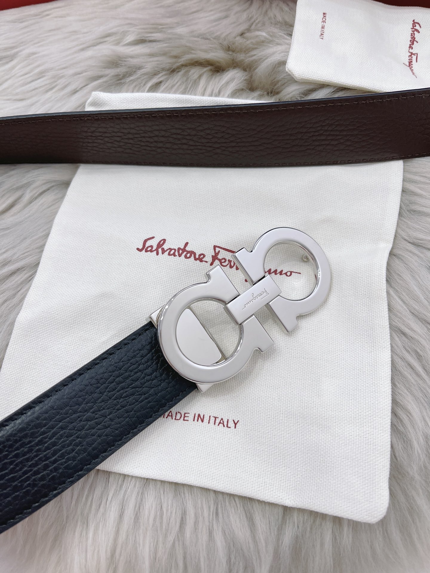 Salvatore Ferragamo Male Leather Belt M