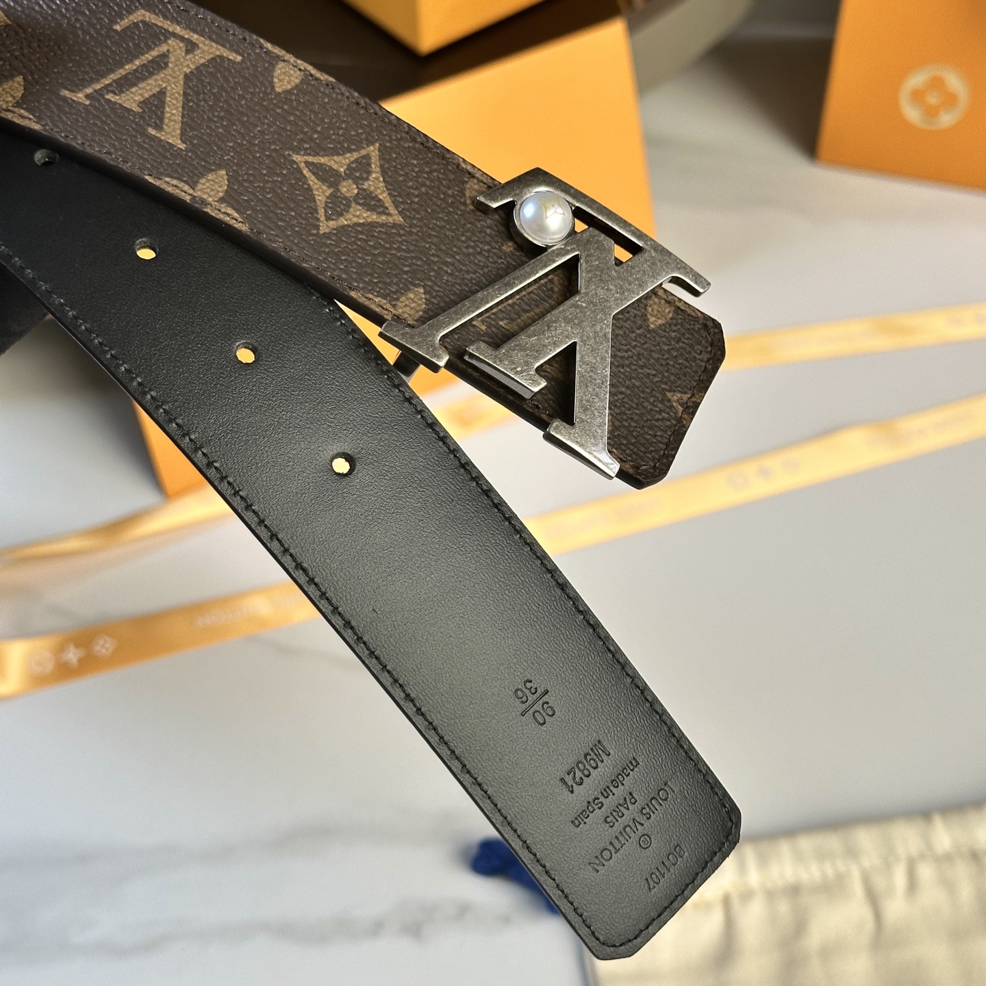Louis Vuitton Basic Belt Cow Leather S-l