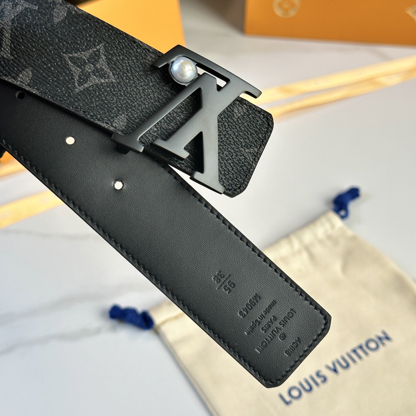 Louis Vuitton Basic Belt Cow Leather S-l