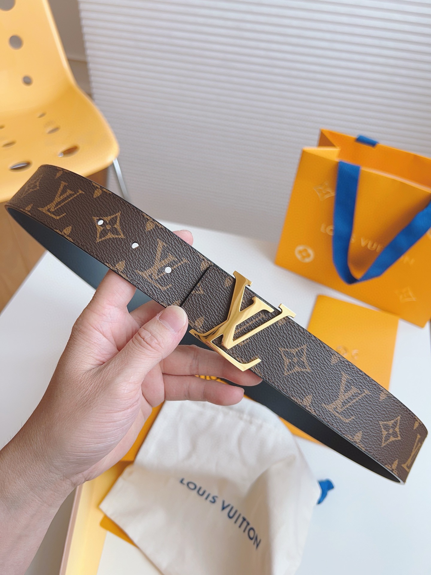 Louis Vuitton Basic Belt 40mm-l