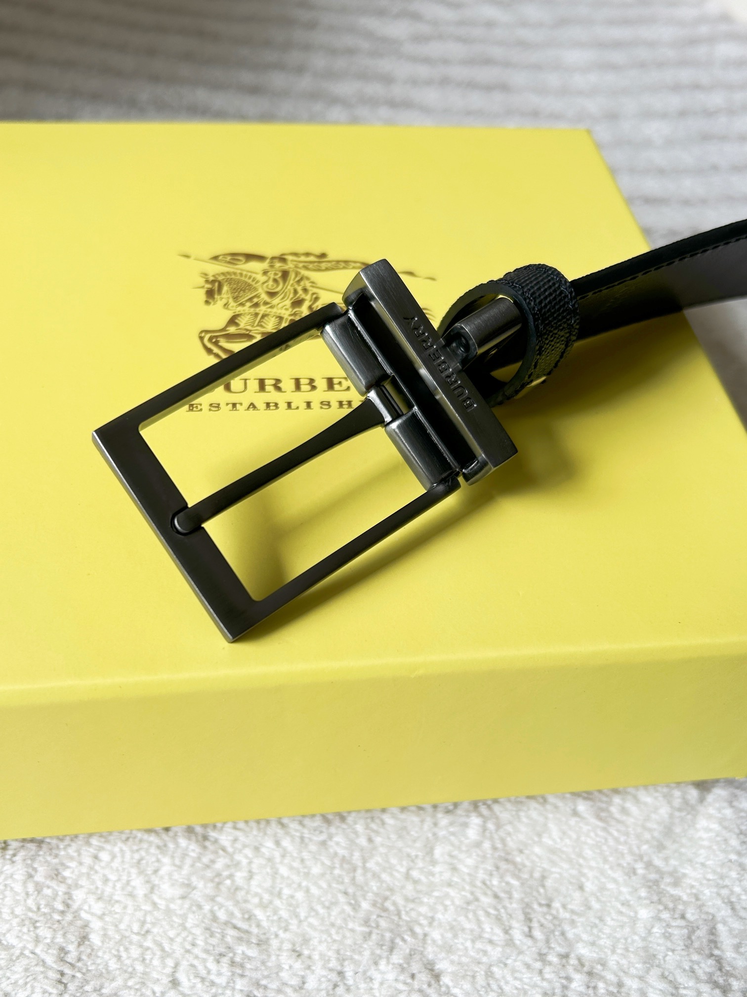 Burberry Male Basic Belt Cow Leather M-l