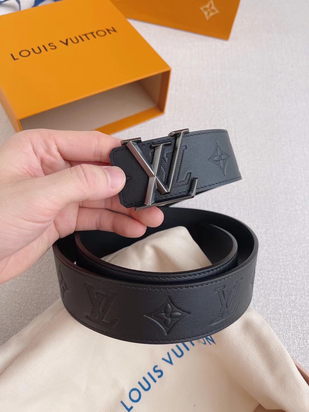 Louis Vuitton Basic Belt Cow Leather 40mm-m-l