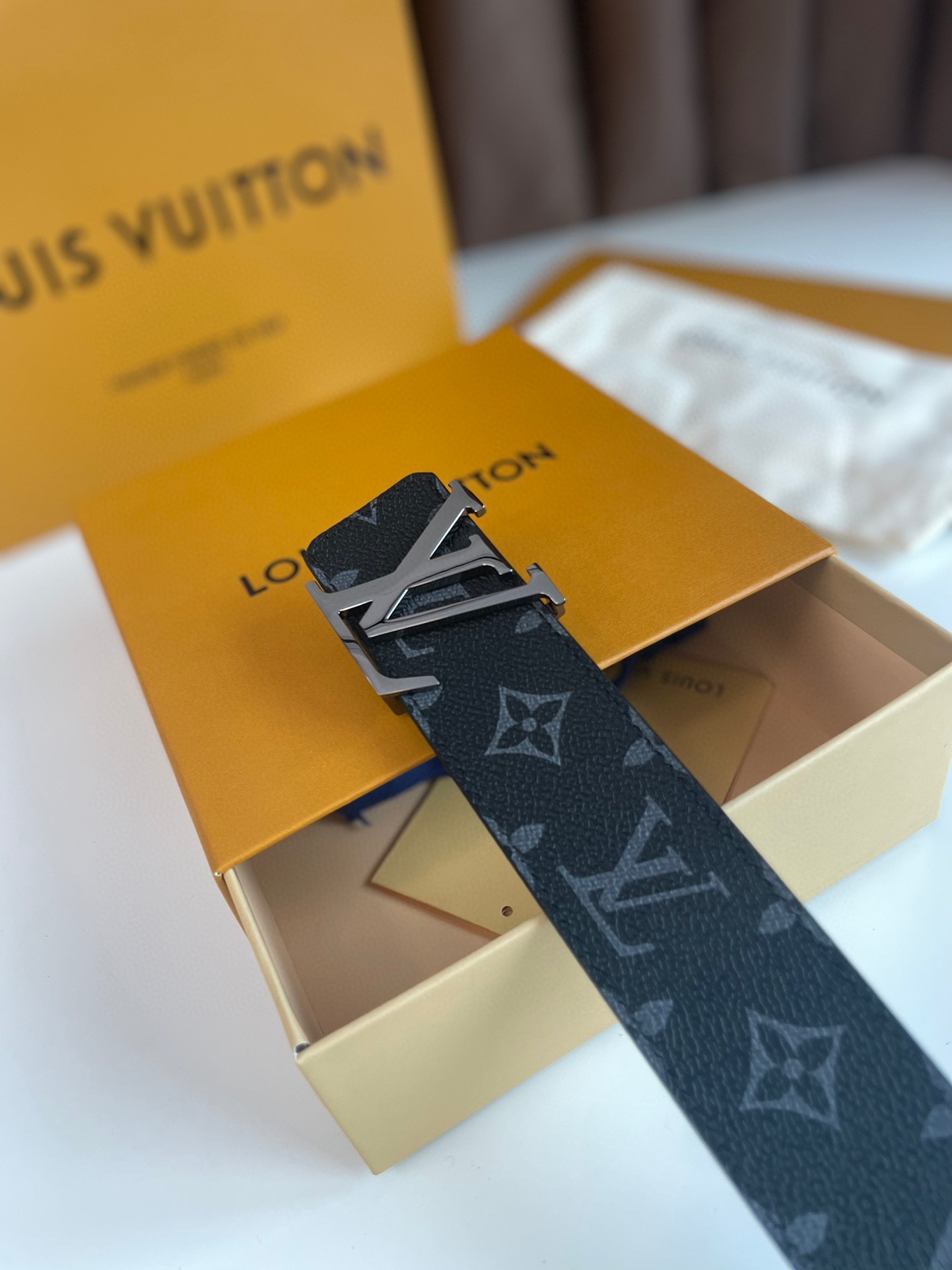 Louis Vuitton Basic Belt L