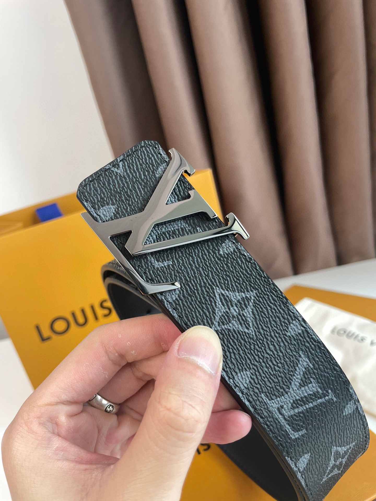 Louis Vuitton Basic Belt L