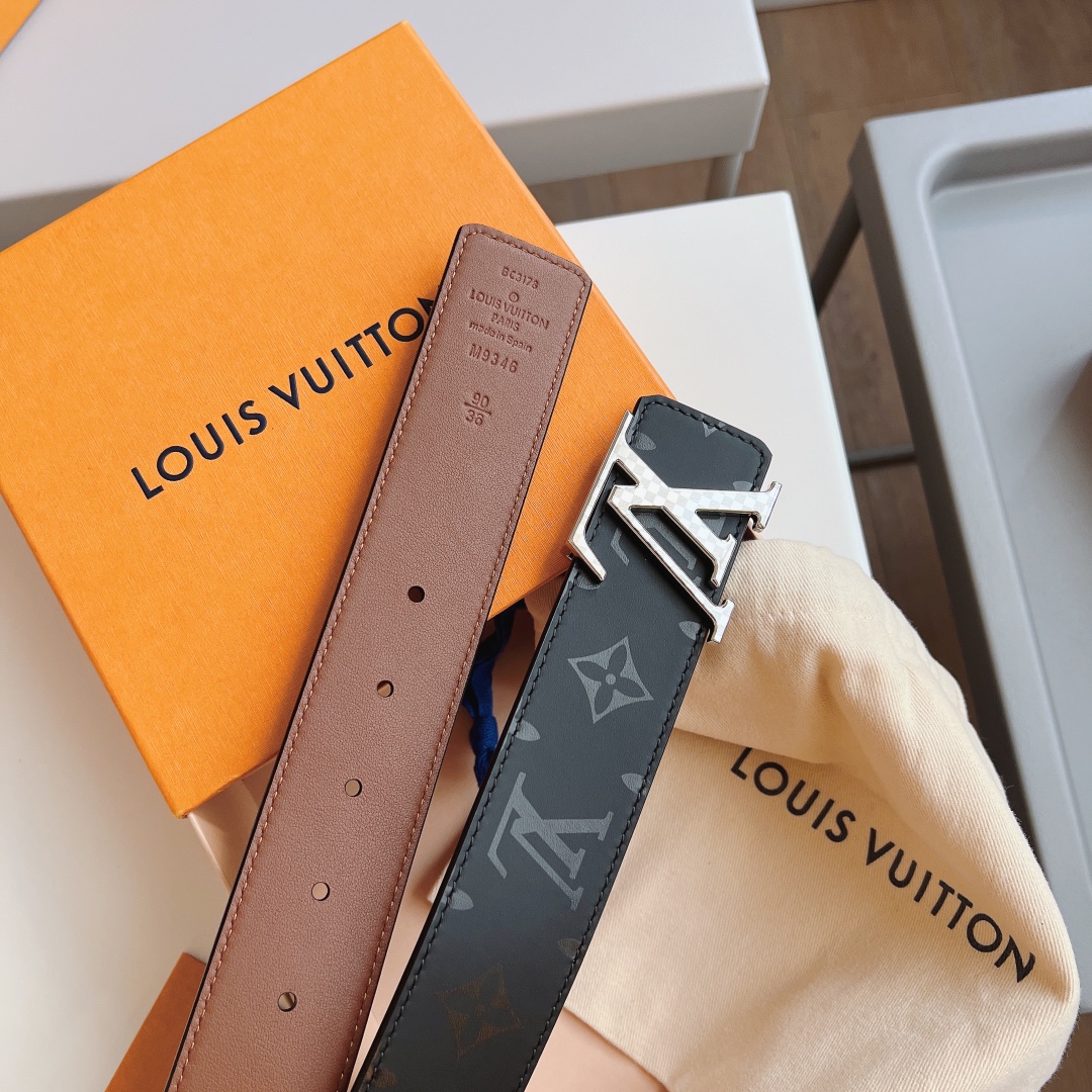 Louis Vuitton Male Leather Belt Cow Leather 40mm-l