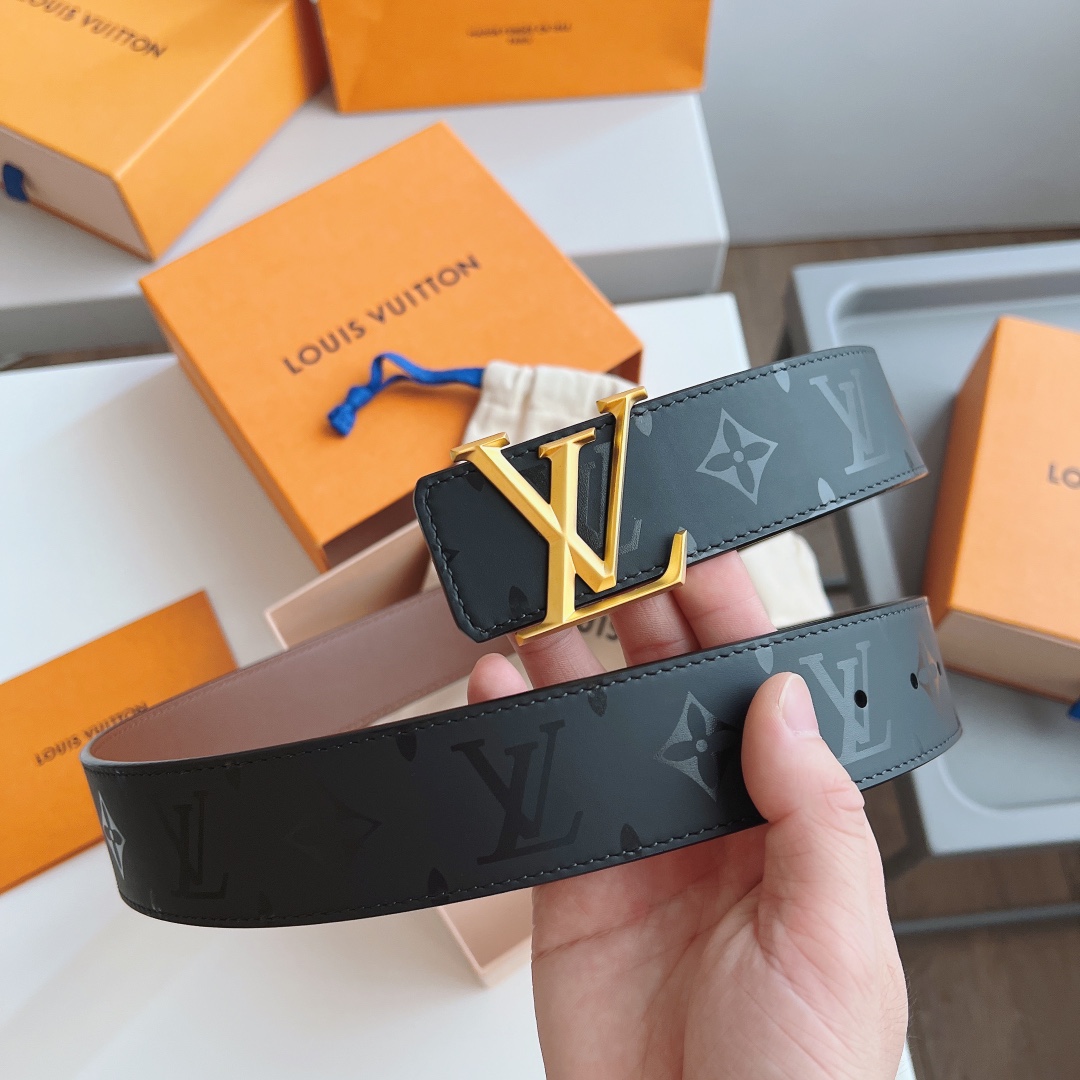 Louis Vuitton Male Leather Belt Cow Leather 40mm-l