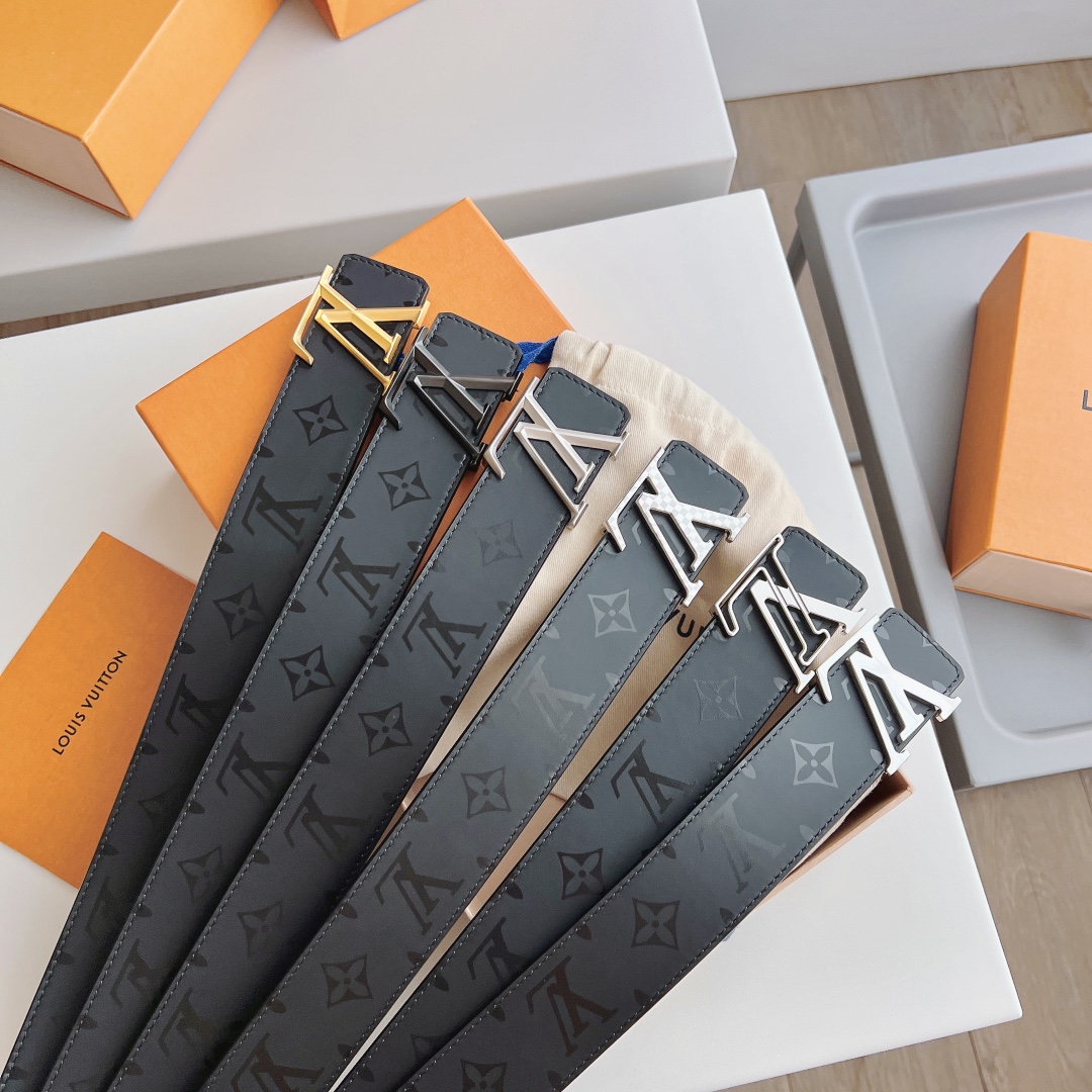 Louis Vuitton Male Leather Belt Cow Leather 40mm-l