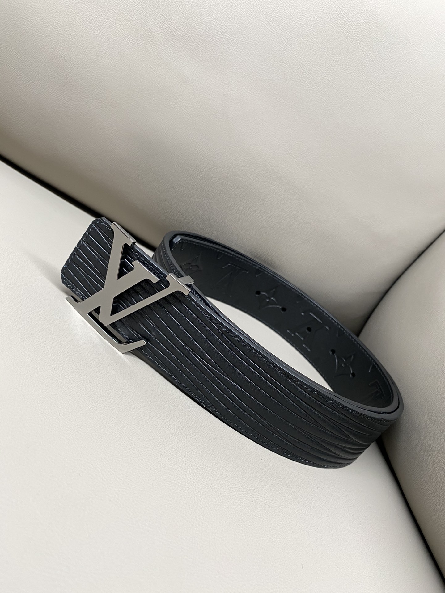 Louis Vuitton Male Basic Belt Cow Leather 13514-s-l