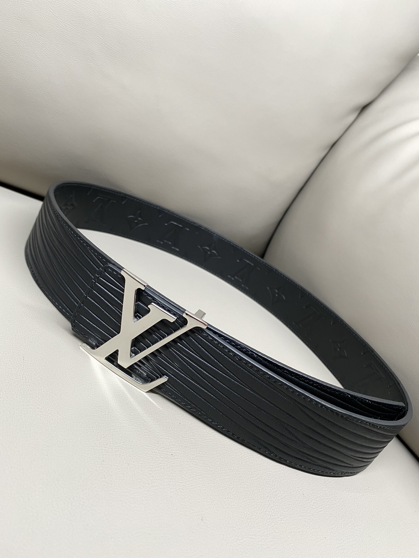 Louis Vuitton Male Basic Belt Cow Leather 13514-s-l