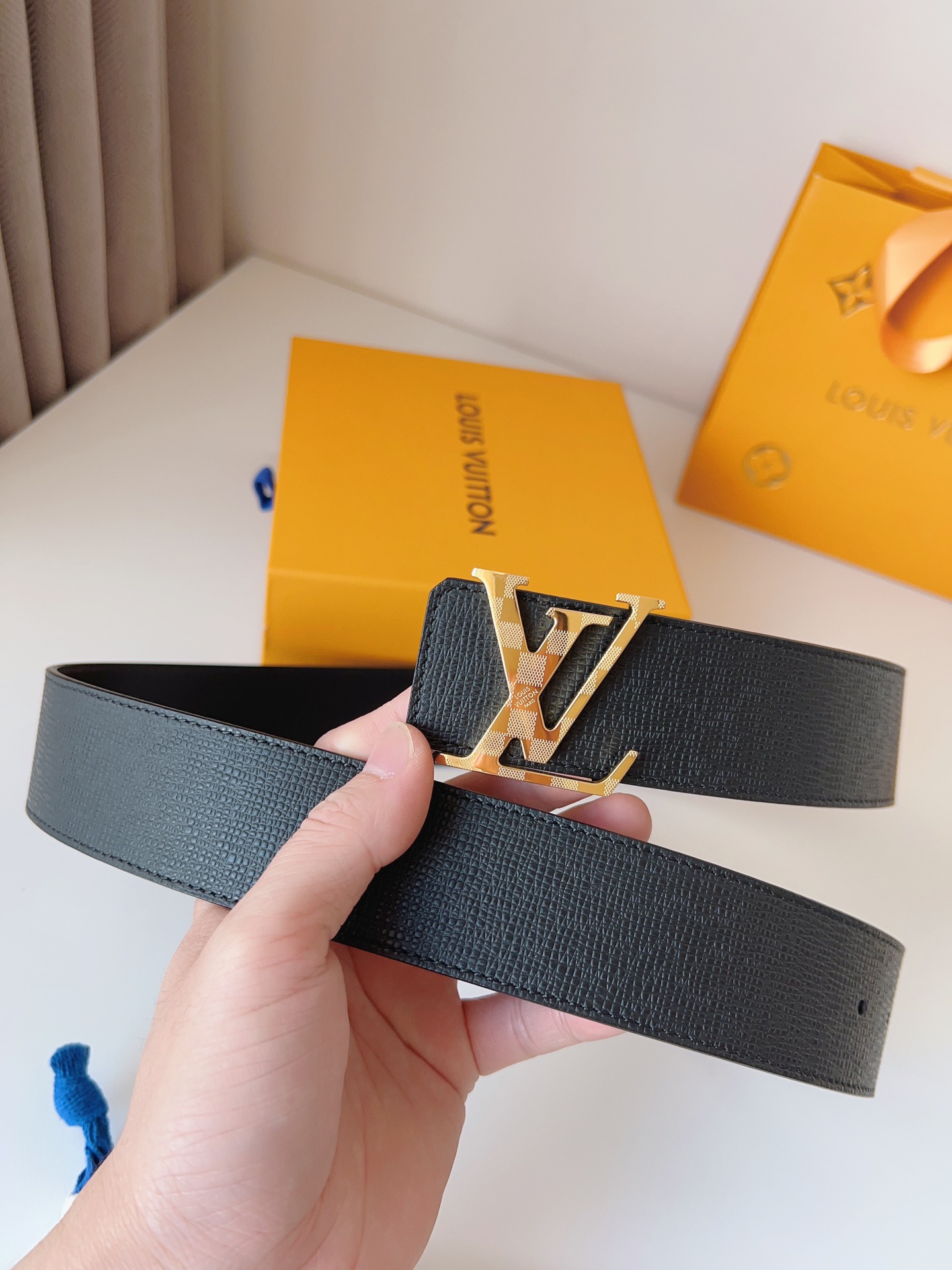 Louis Vuitton Male Basic Belt 40mm-l