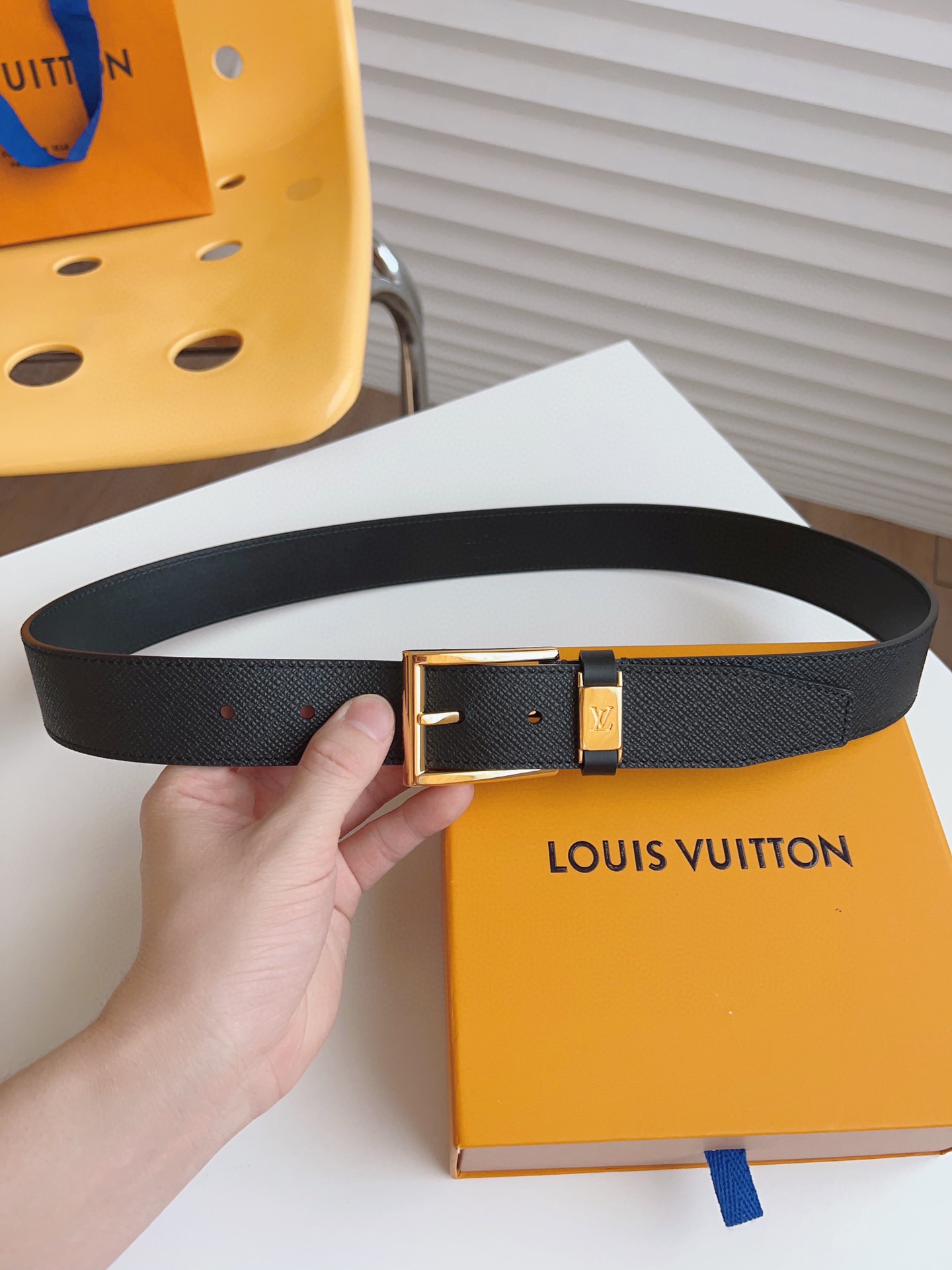 Louis Vuitton Male Pin Buckle Belt 35mm-l