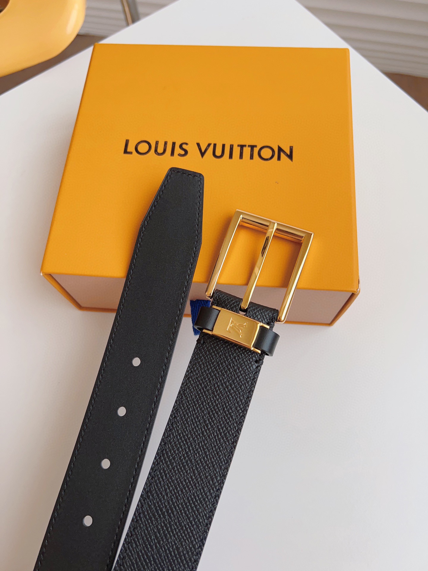 Louis Vuitton Male Pin Buckle Belt 35mm-l
