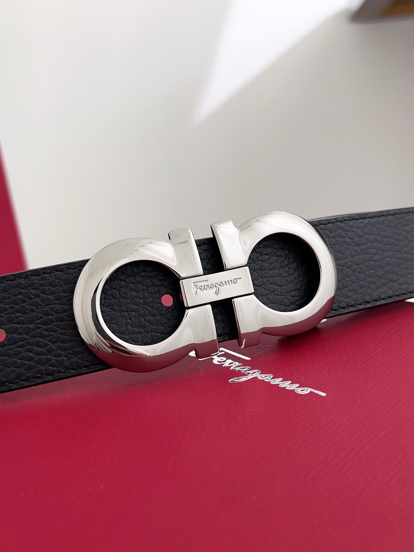 Salvatore Ferragamo Male Leather Belt Cow Leather M