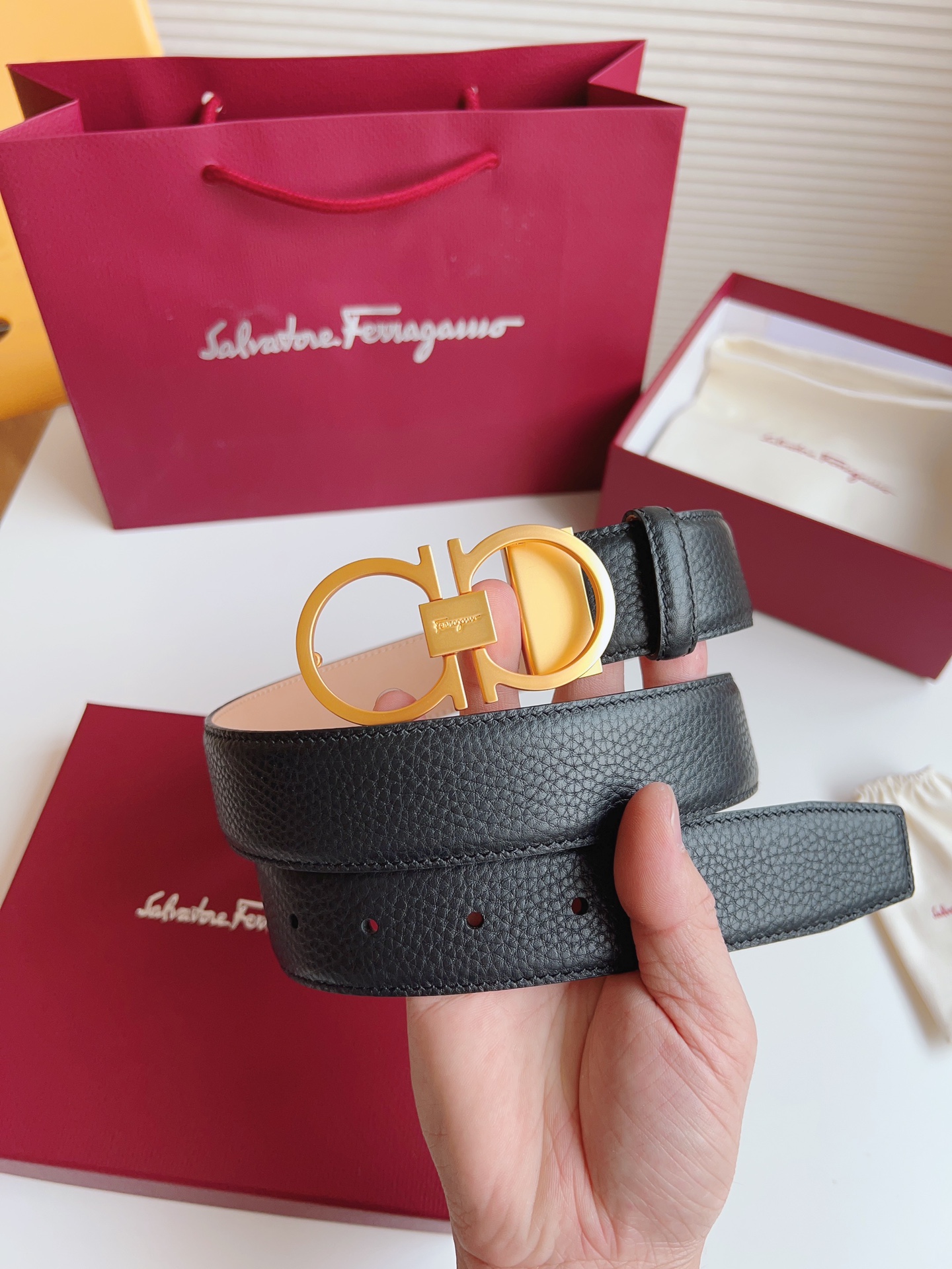 Salvatore Ferragamo Male Leather Belt Cow Leather Adjustable 35mm