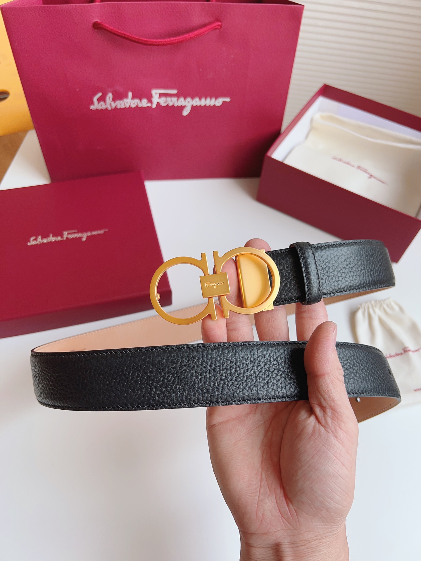 Salvatore Ferragamo Male Leather Belt Cow Leather Adjustable 35mm