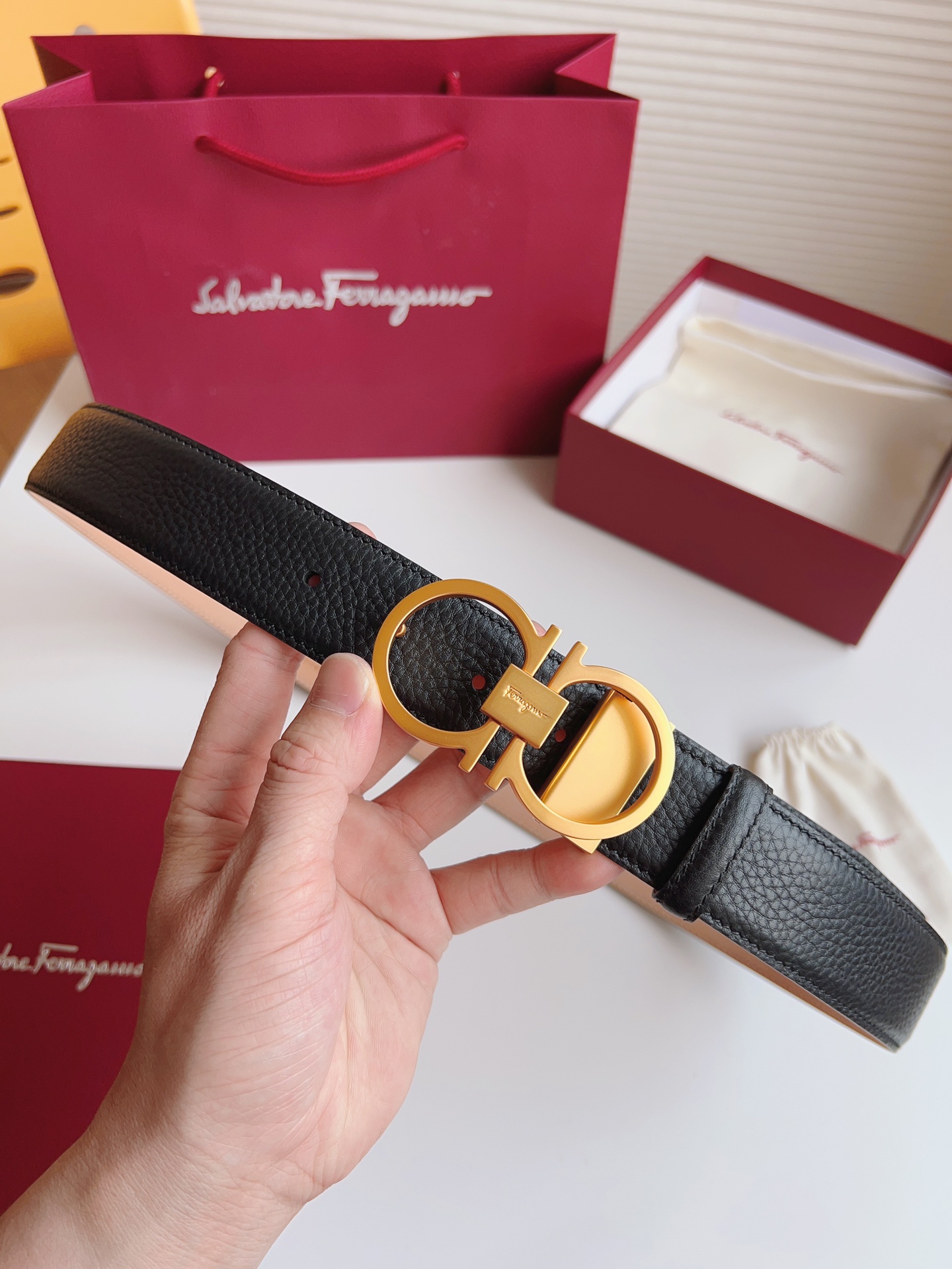 Salvatore Ferragamo Male Leather Belt Cow Leather Adjustable 35mm