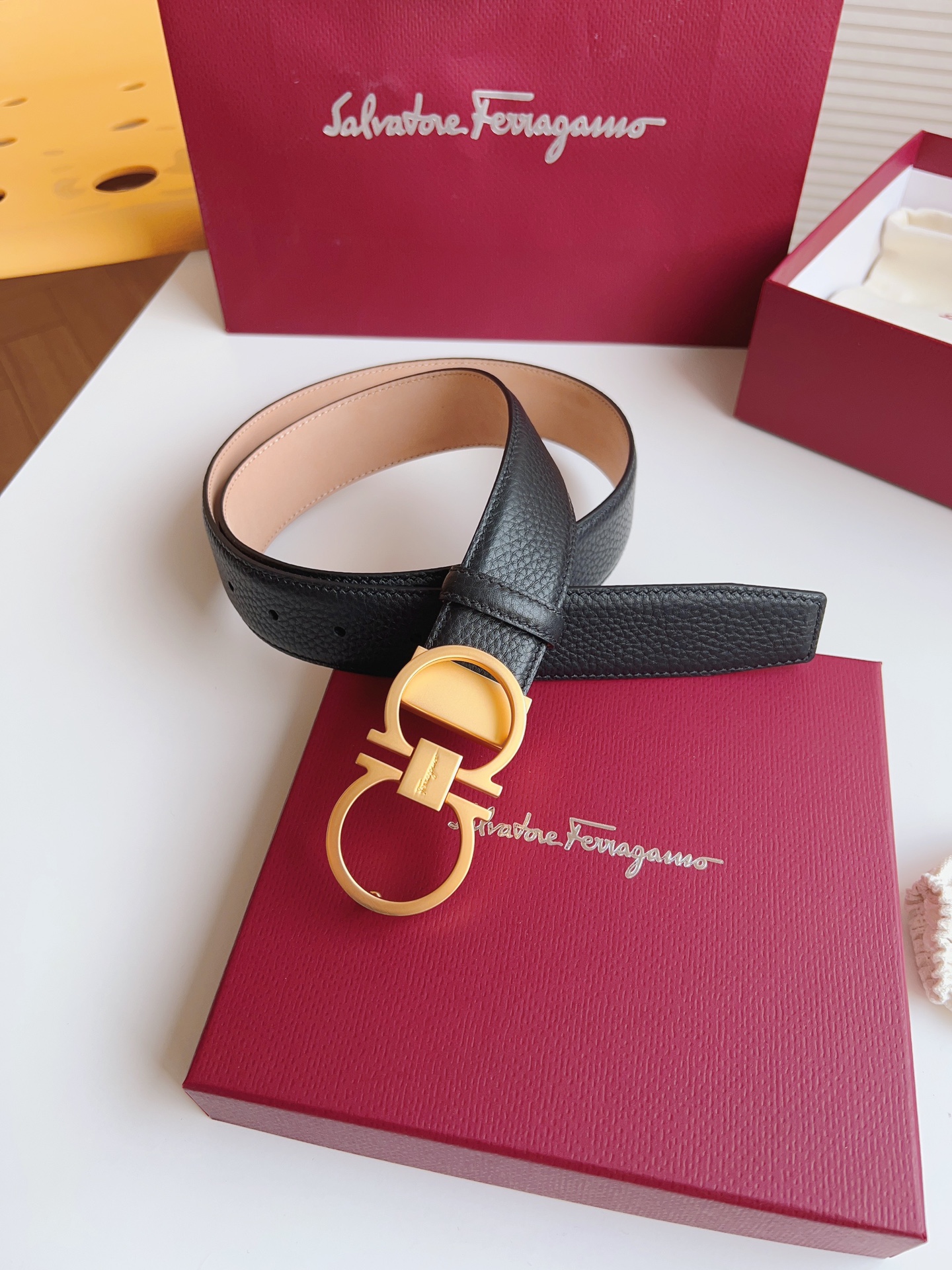 Salvatore Ferragamo Male Leather Belt Cow Leather Adjustable 35mm