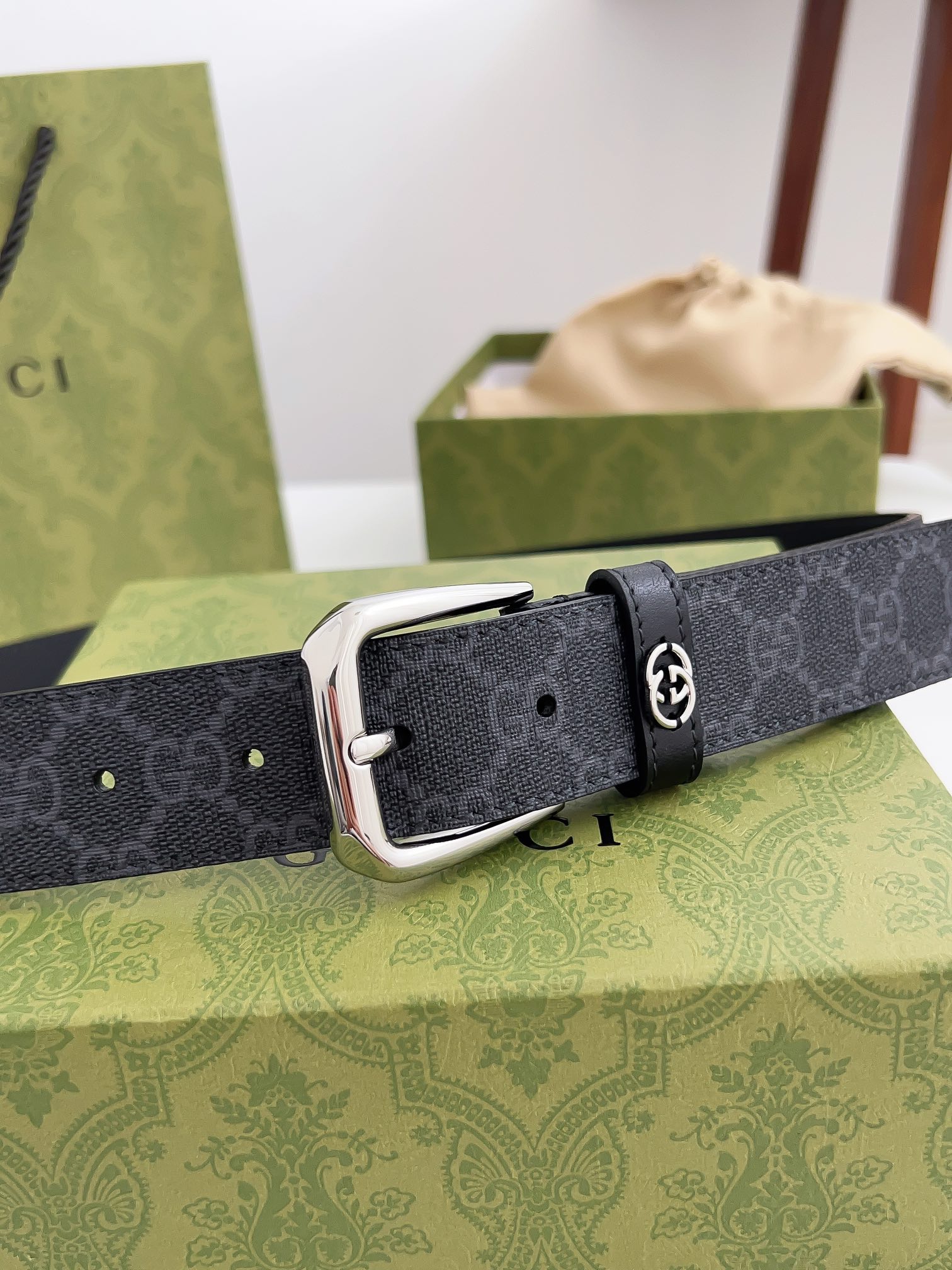 Gucci Male Basic Belt Silver Waterproof 125cm-m