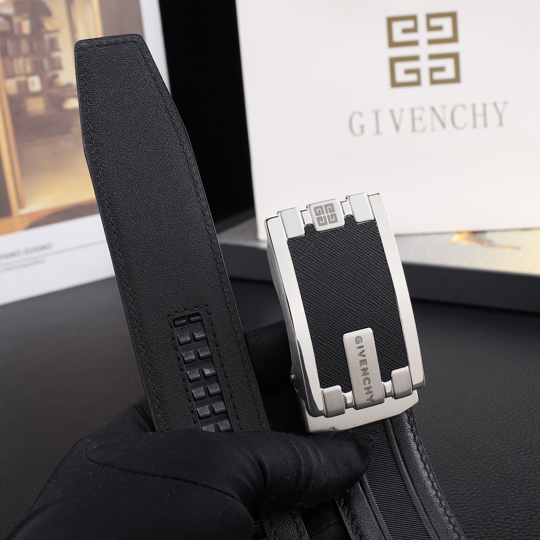 Givenchy Basic Belt