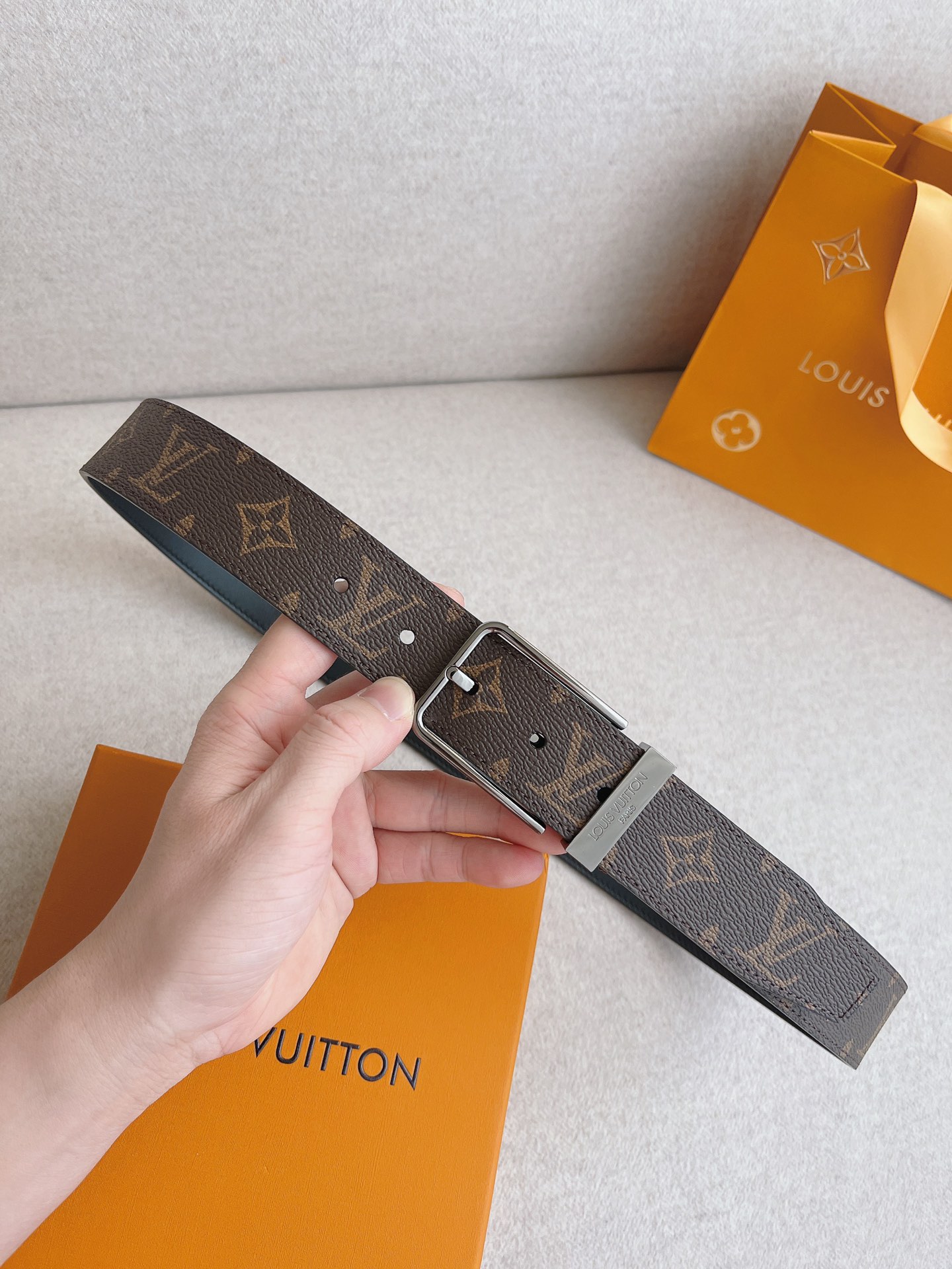 Louis Vuitton Leather Belt Cow Leather 35mm-m-l