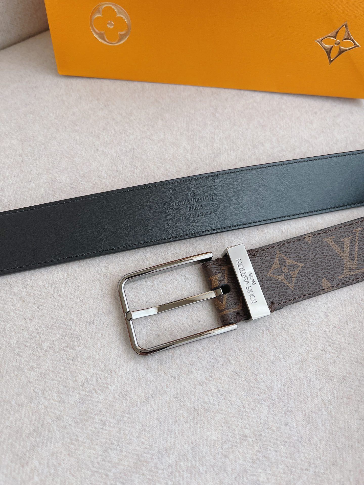 Louis Vuitton Leather Belt Cow Leather 35mm-m-l