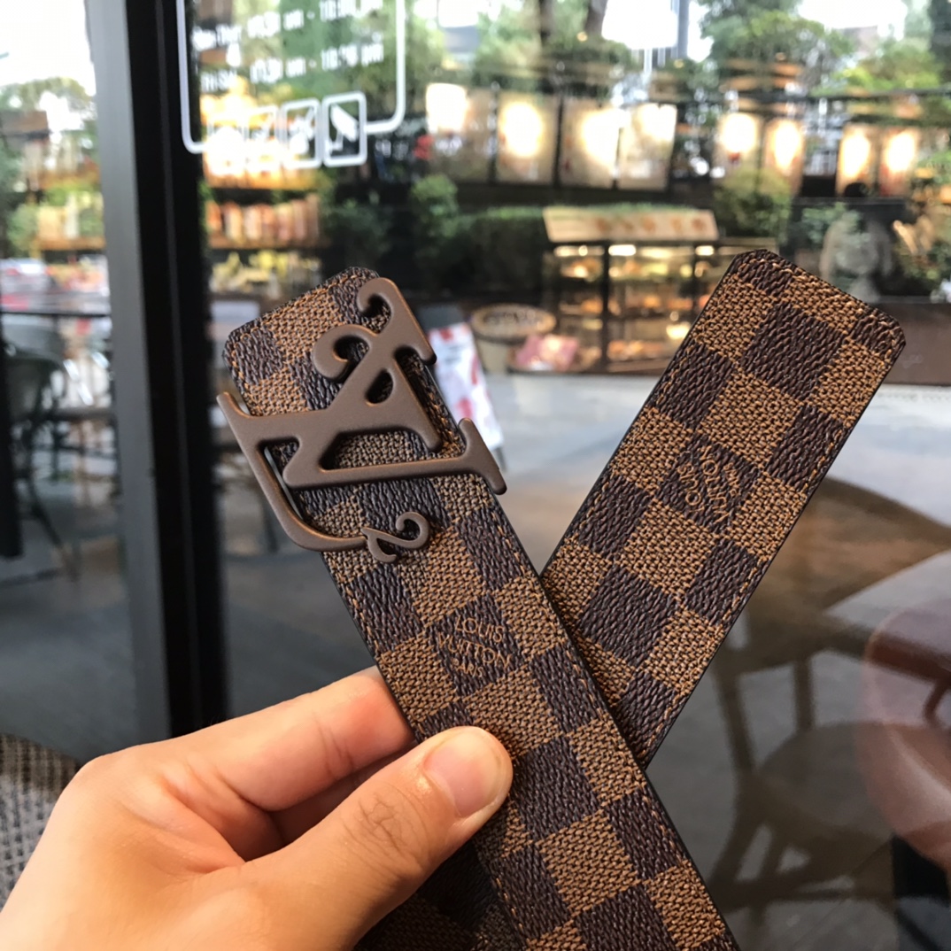 Louis Vuitton Male Basic Belt Cow Leather L