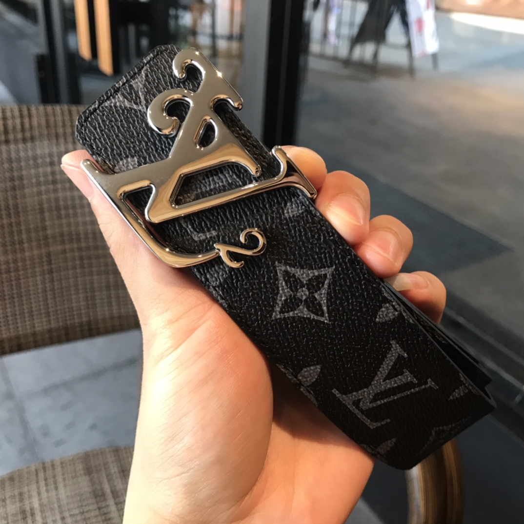 Louis Vuitton Male Basic Belt Cow Leather L