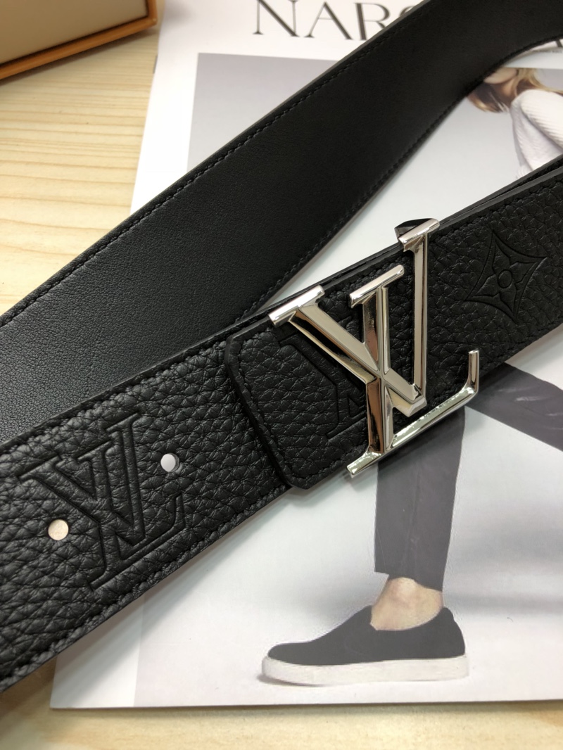 Louis Vuitton Leather Belt Top Grain Leather M-l