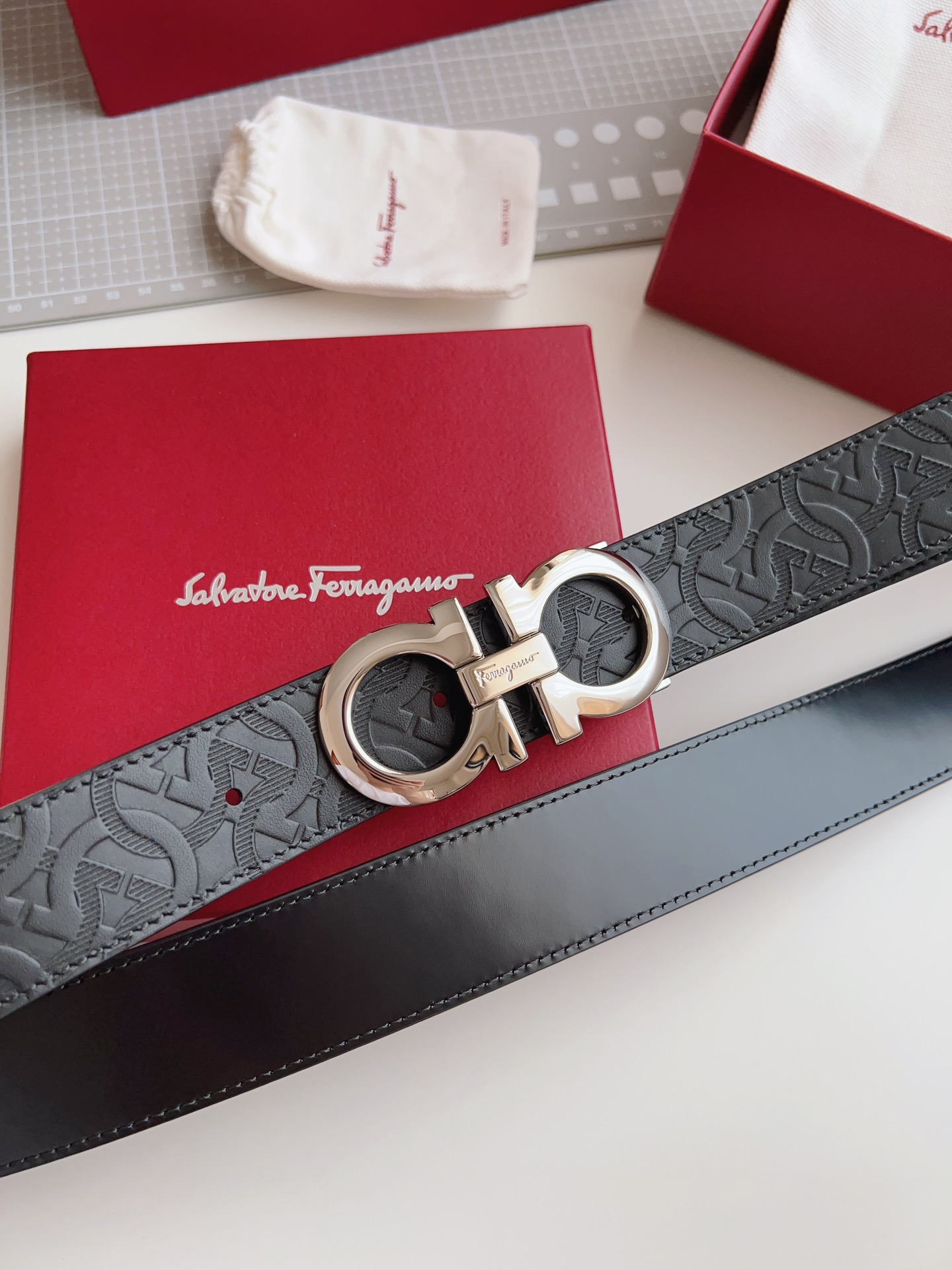 Salvatore Ferragamo Male Leather Belt Top Grain Leather M